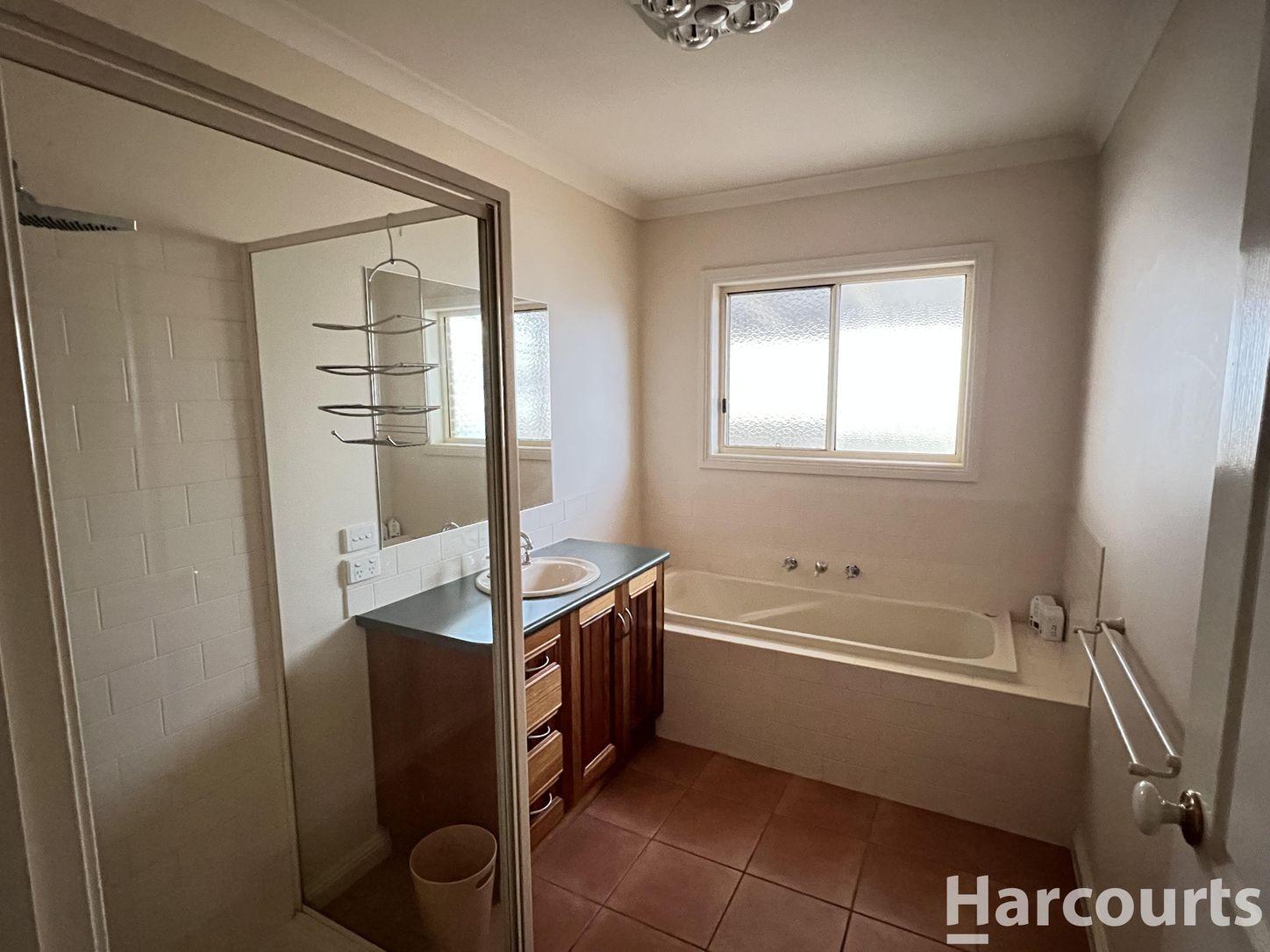 2/9 Barton Drive, HORSHAM, VIC 3400 - House for Rent - harcourts.net