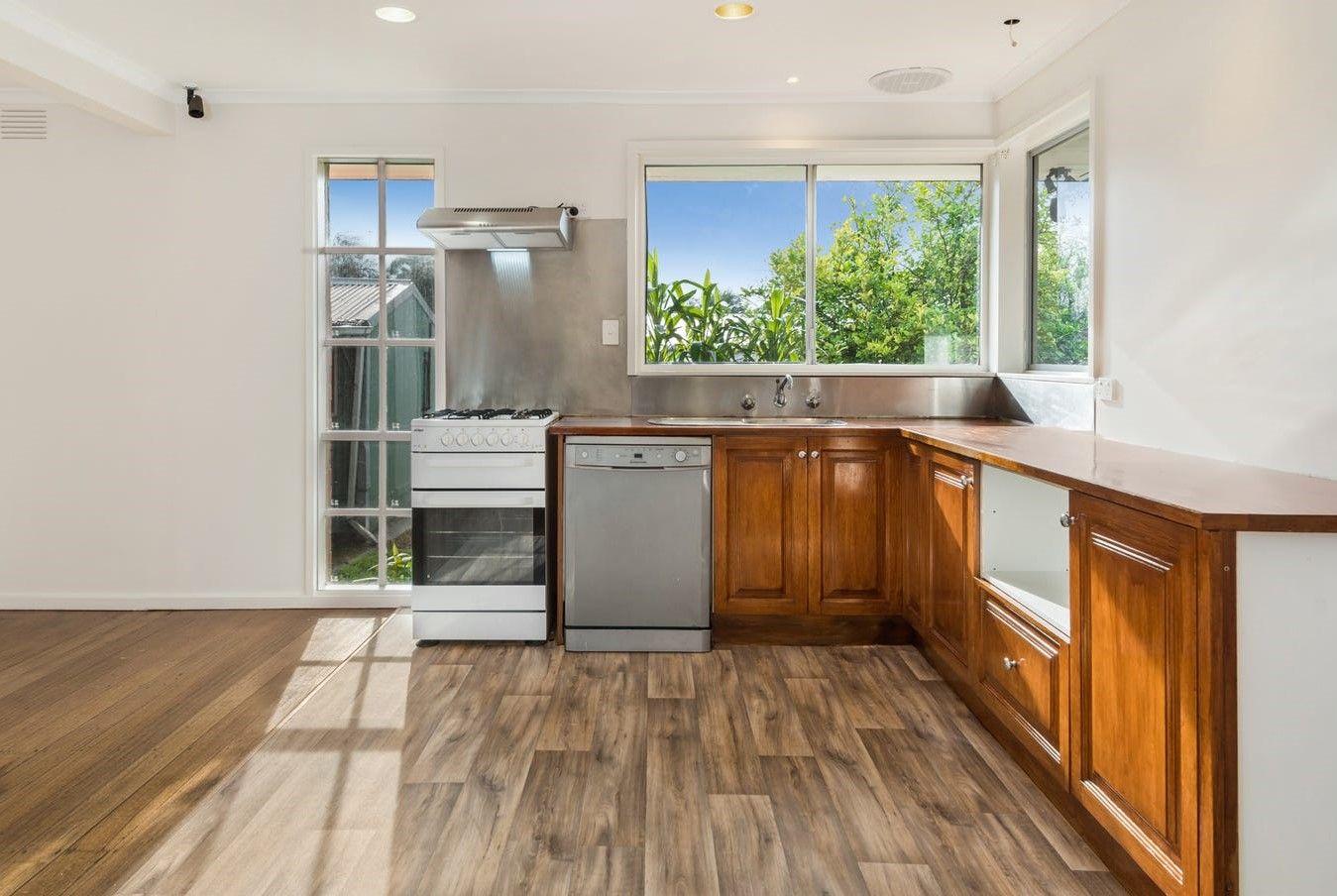 4 Aitape Court, HASTINGS, VIC 3915 - House for Rent - harcourts.net