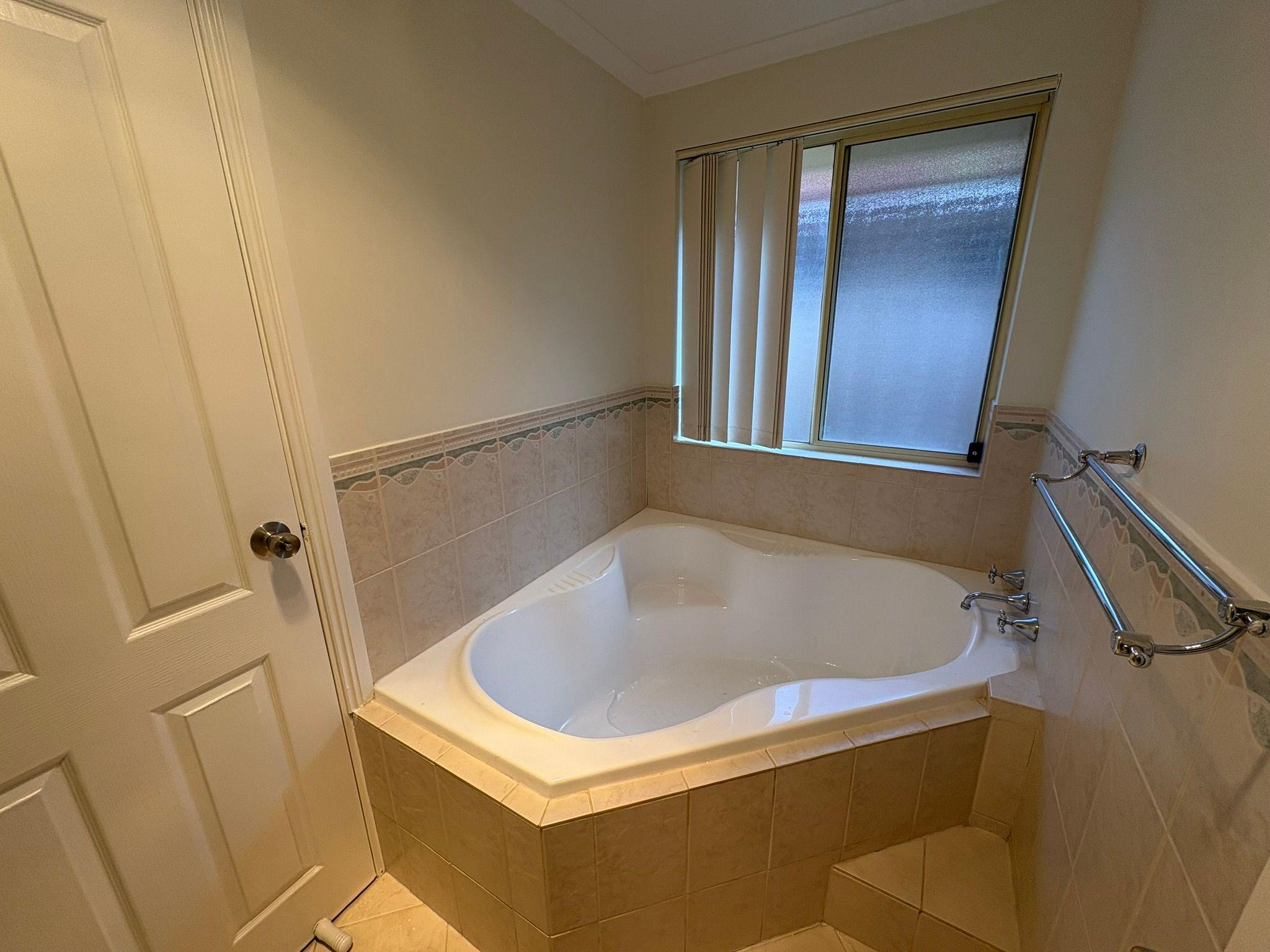 Charming 3-Bedroom Home on Bright Street!