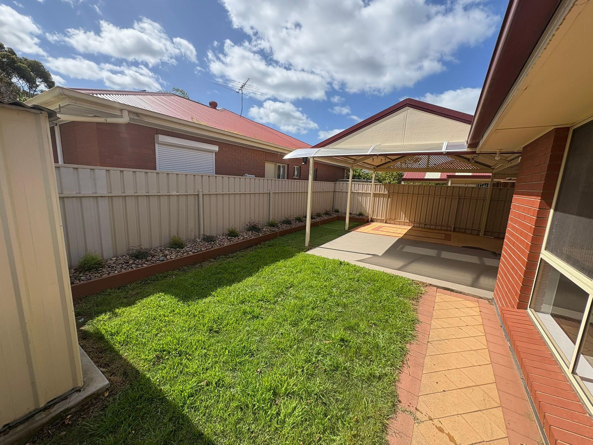 Charming 3-Bedroom Home on Bright Street!