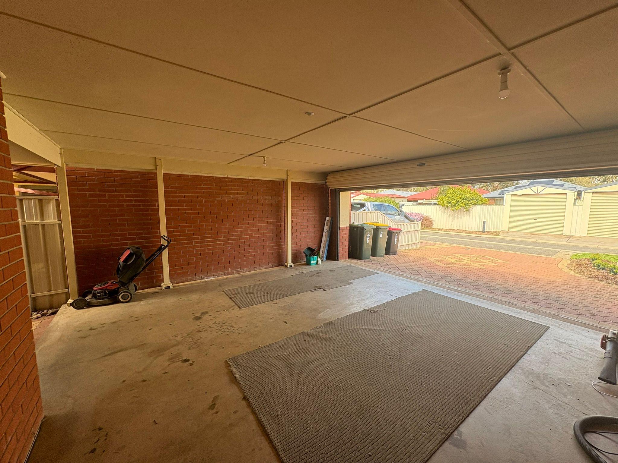 Charming 3-Bedroom Home on Bright Street!