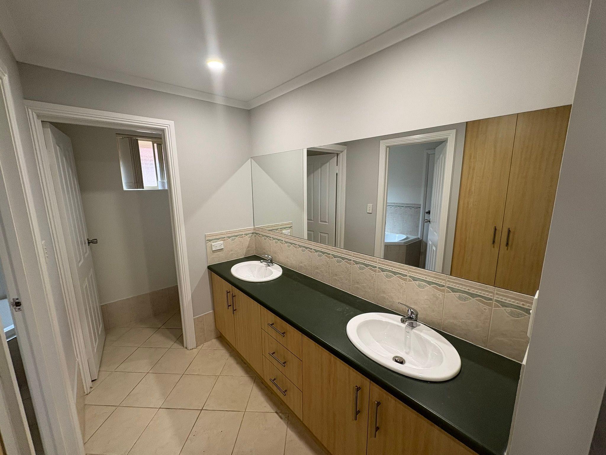 Charming 3-Bedroom Home on Bright Street!