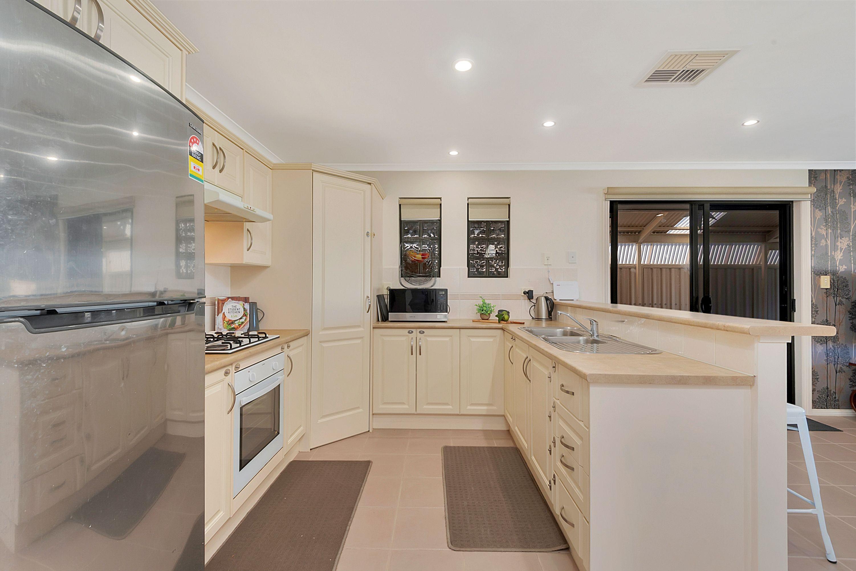 3 BEDROOM BEAUTY!