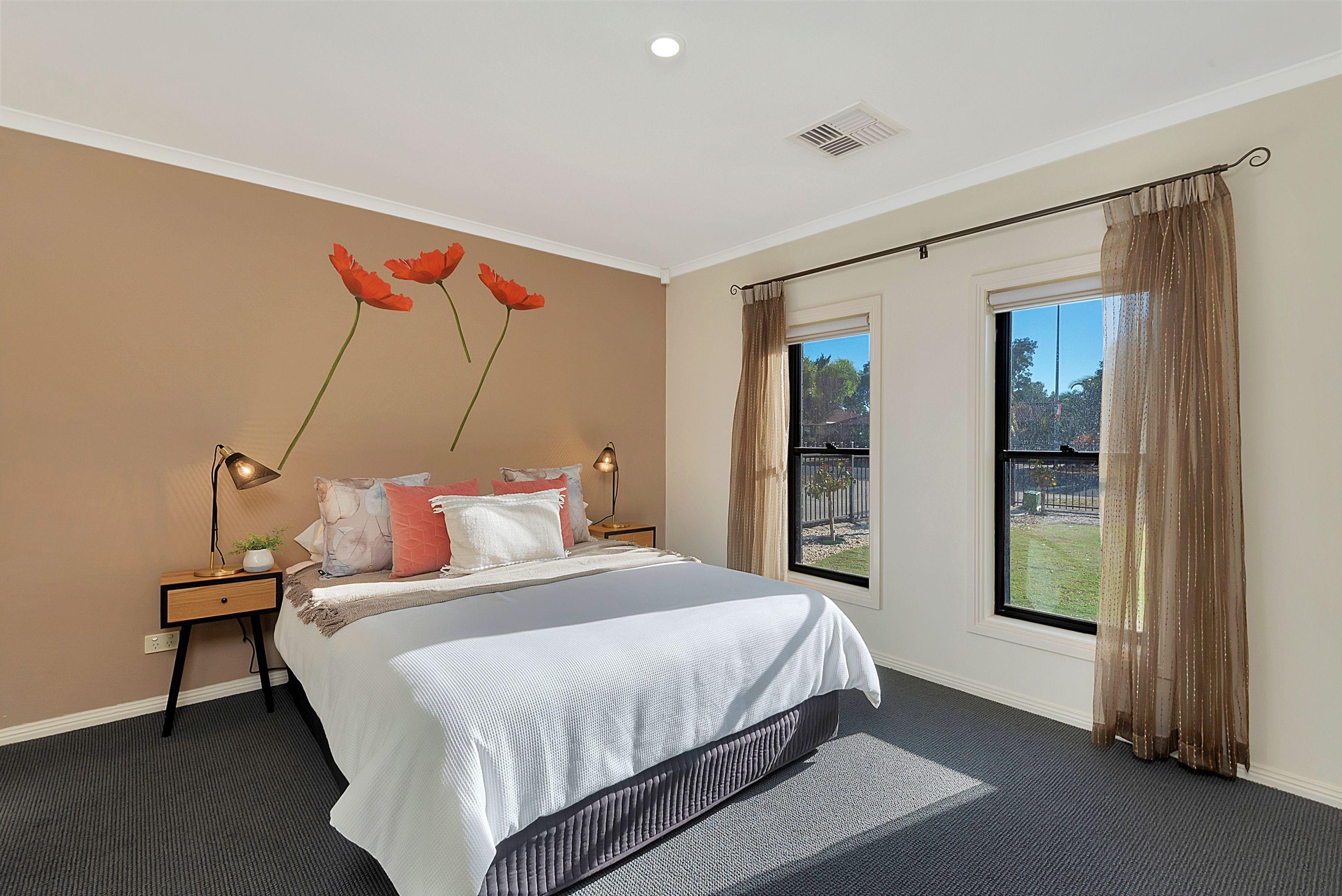 3 BEDROOM BEAUTY!