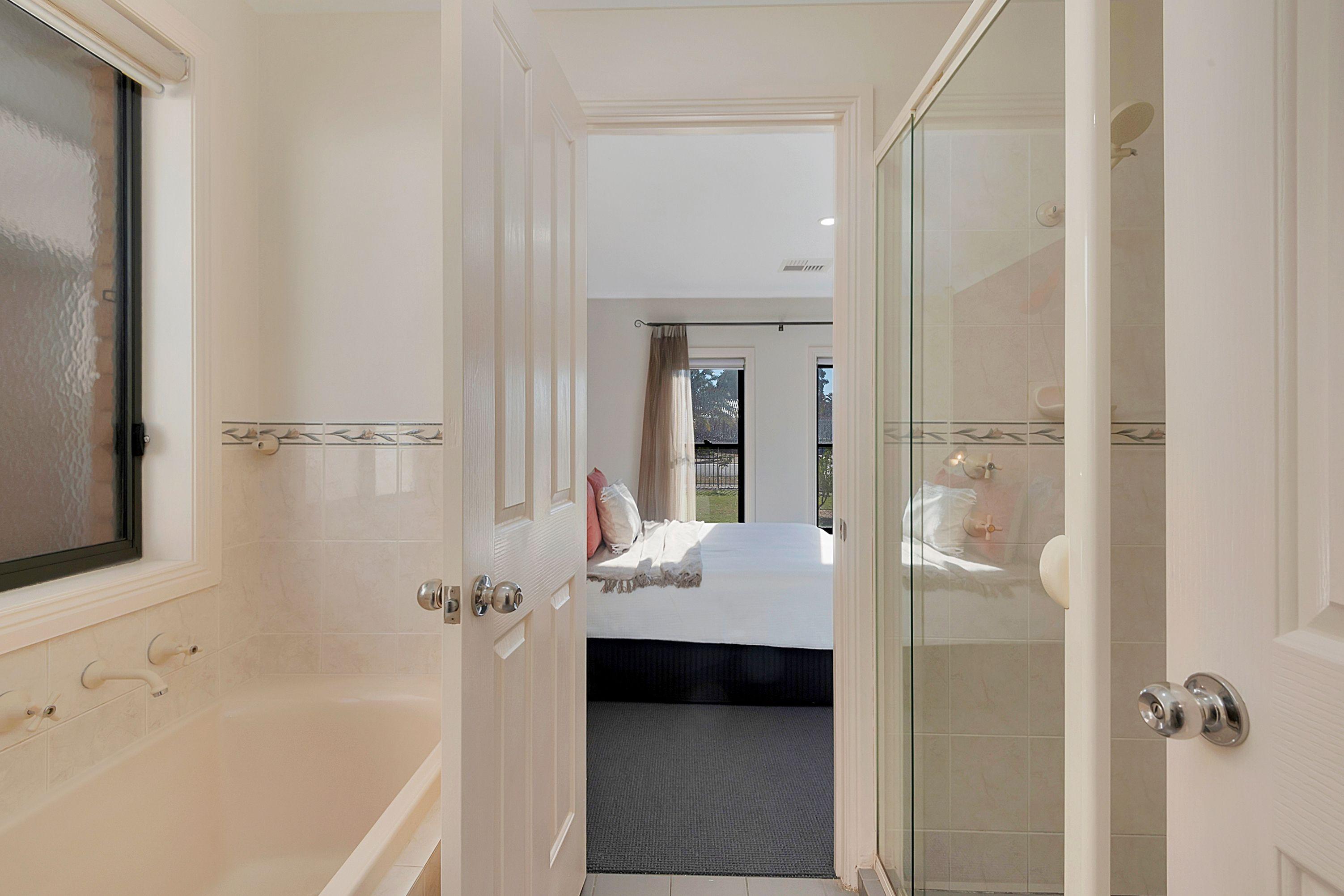 3 BEDROOM BEAUTY!