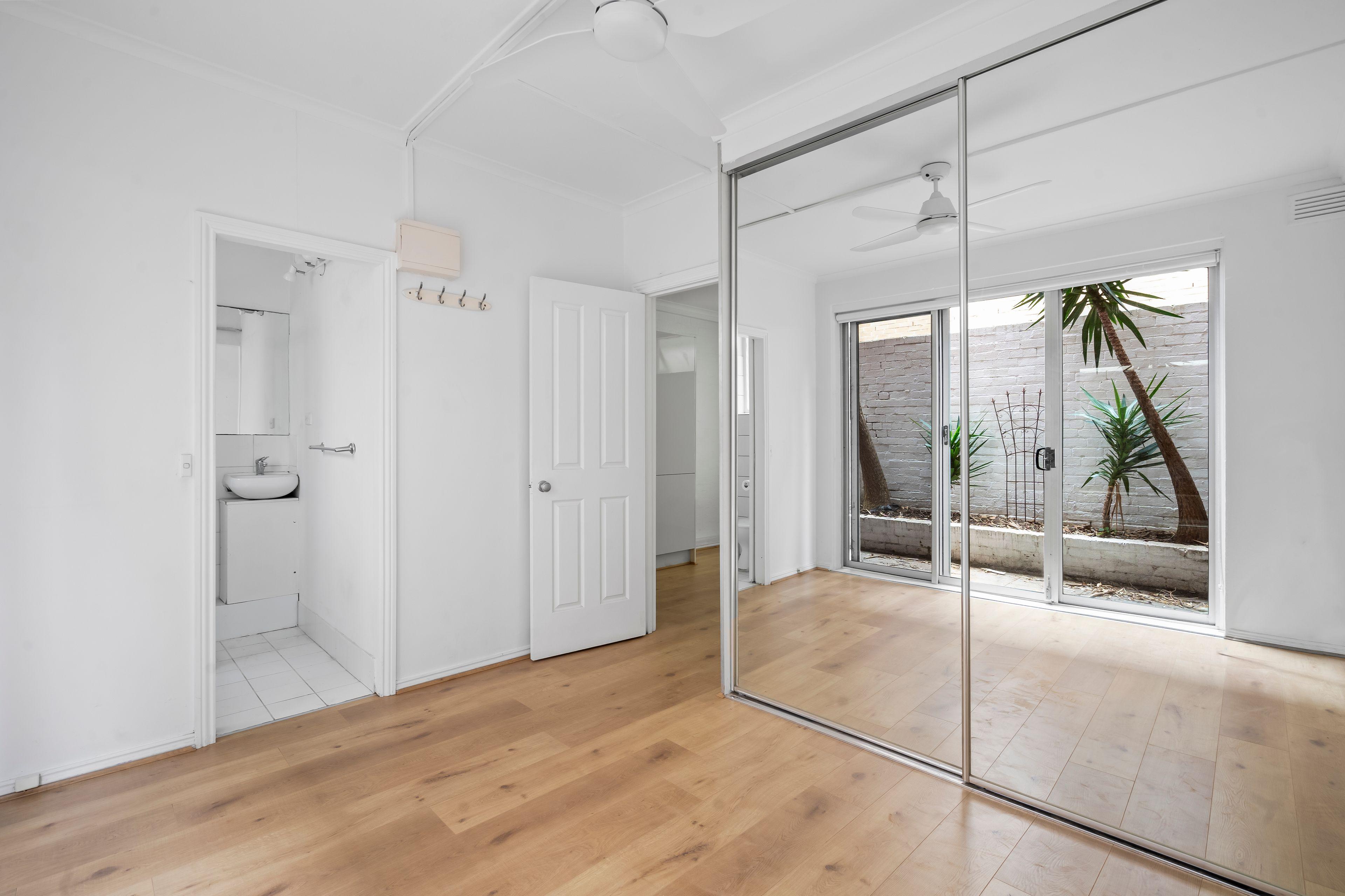 Location! Lifestyle!