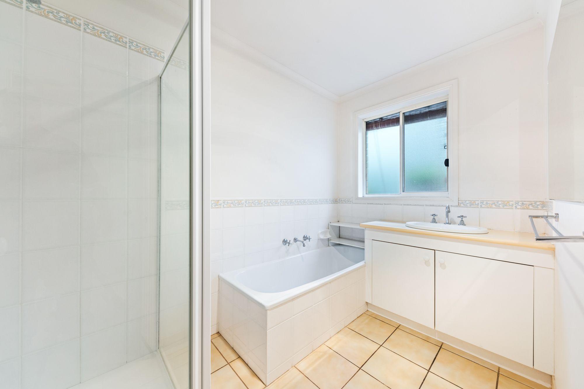 GREAT FAMILY SIZED HOME IN A PERFECT LOCATION