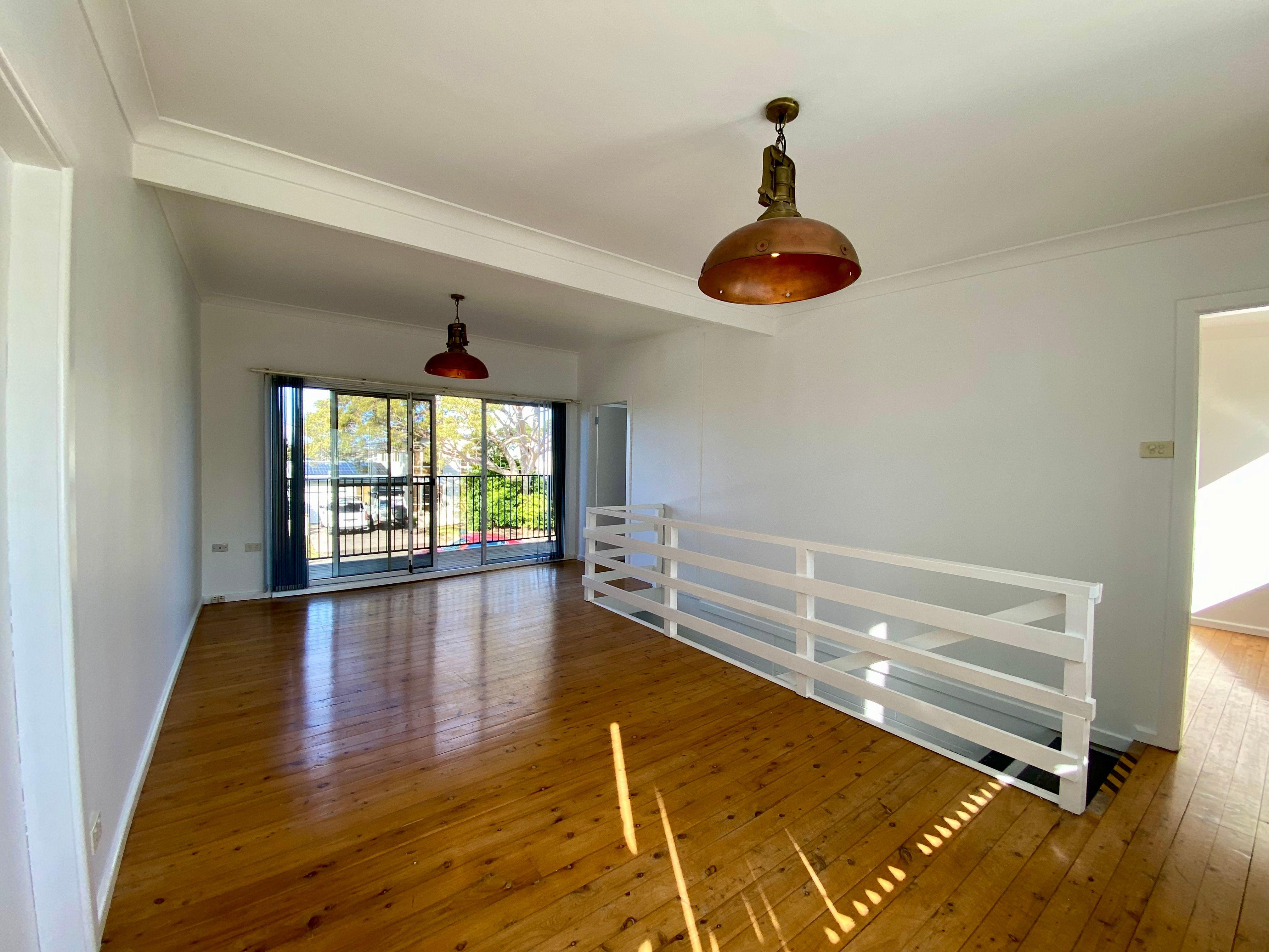 Prop-GPT: House: NSW Greenwell Point, NSW 2540 Home For Rent