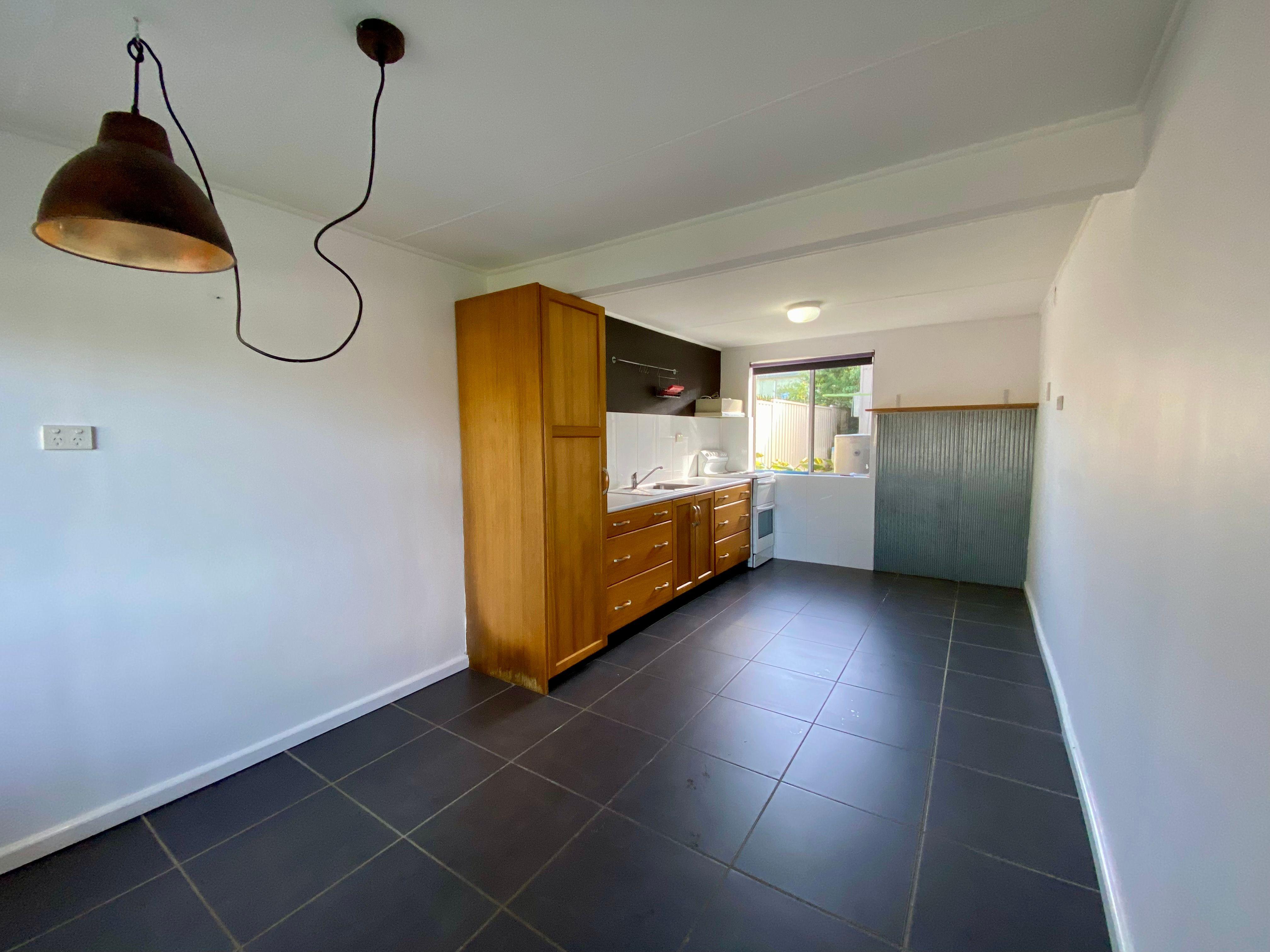 Convenient Location - 2 Bedrooms - 1 Bathroom