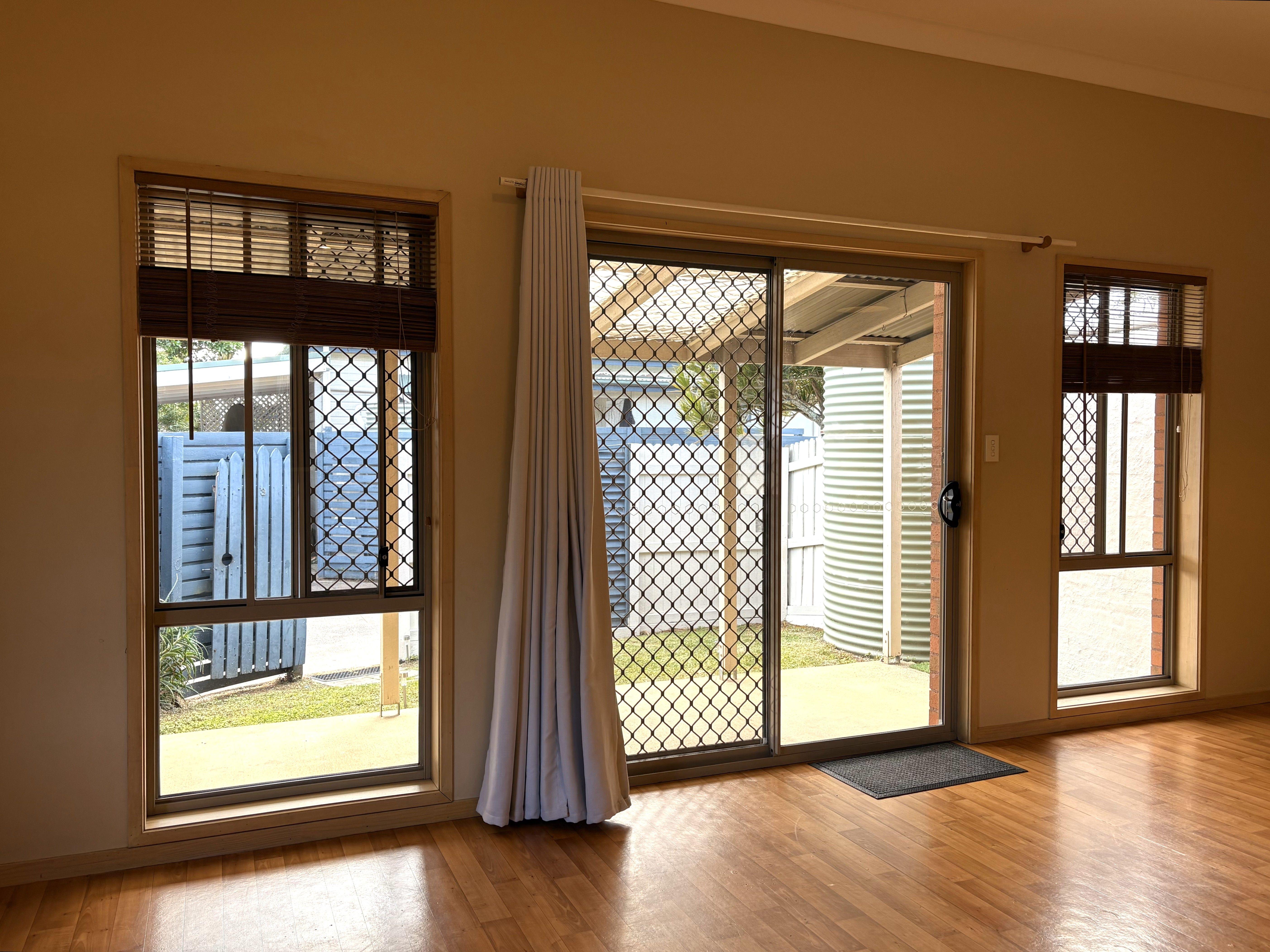 Two-storey Townhouse in the heart of Byron