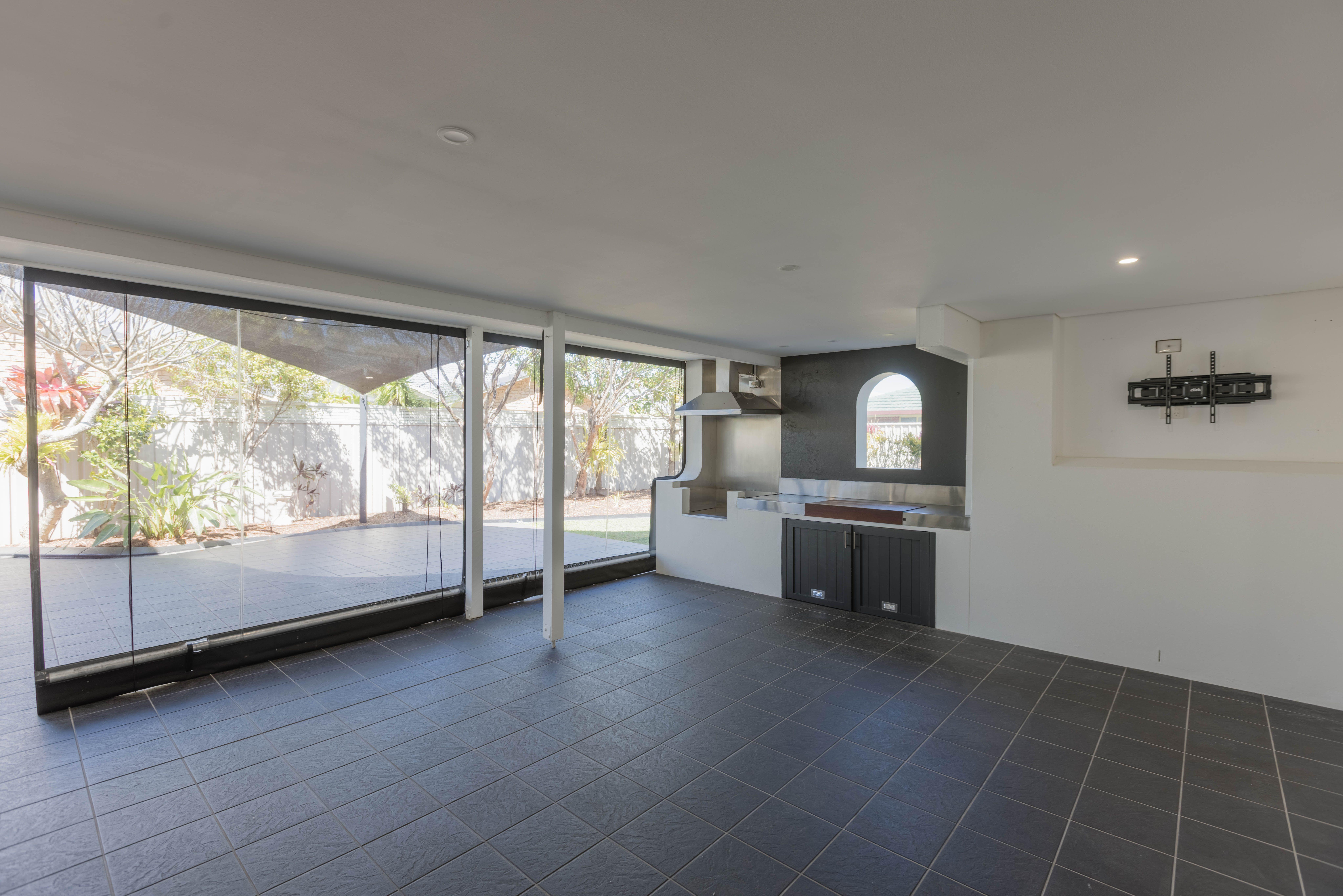 4 Bedroom Family Home