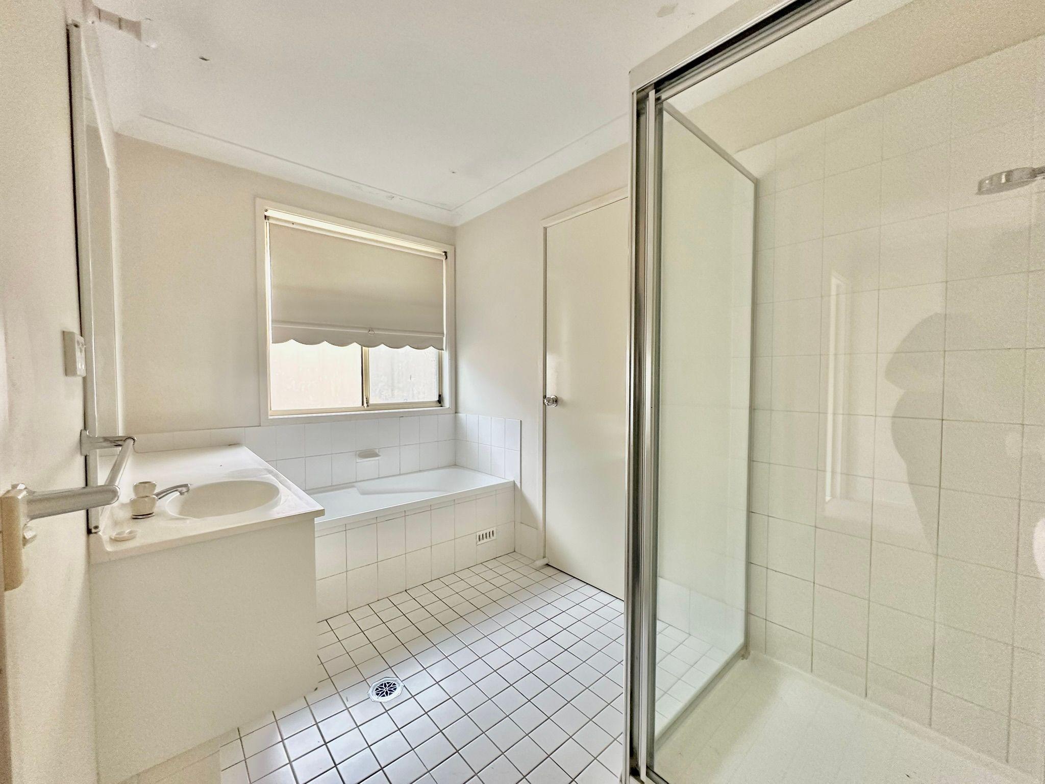 Family-Friendly Living Close to Schools & Shops