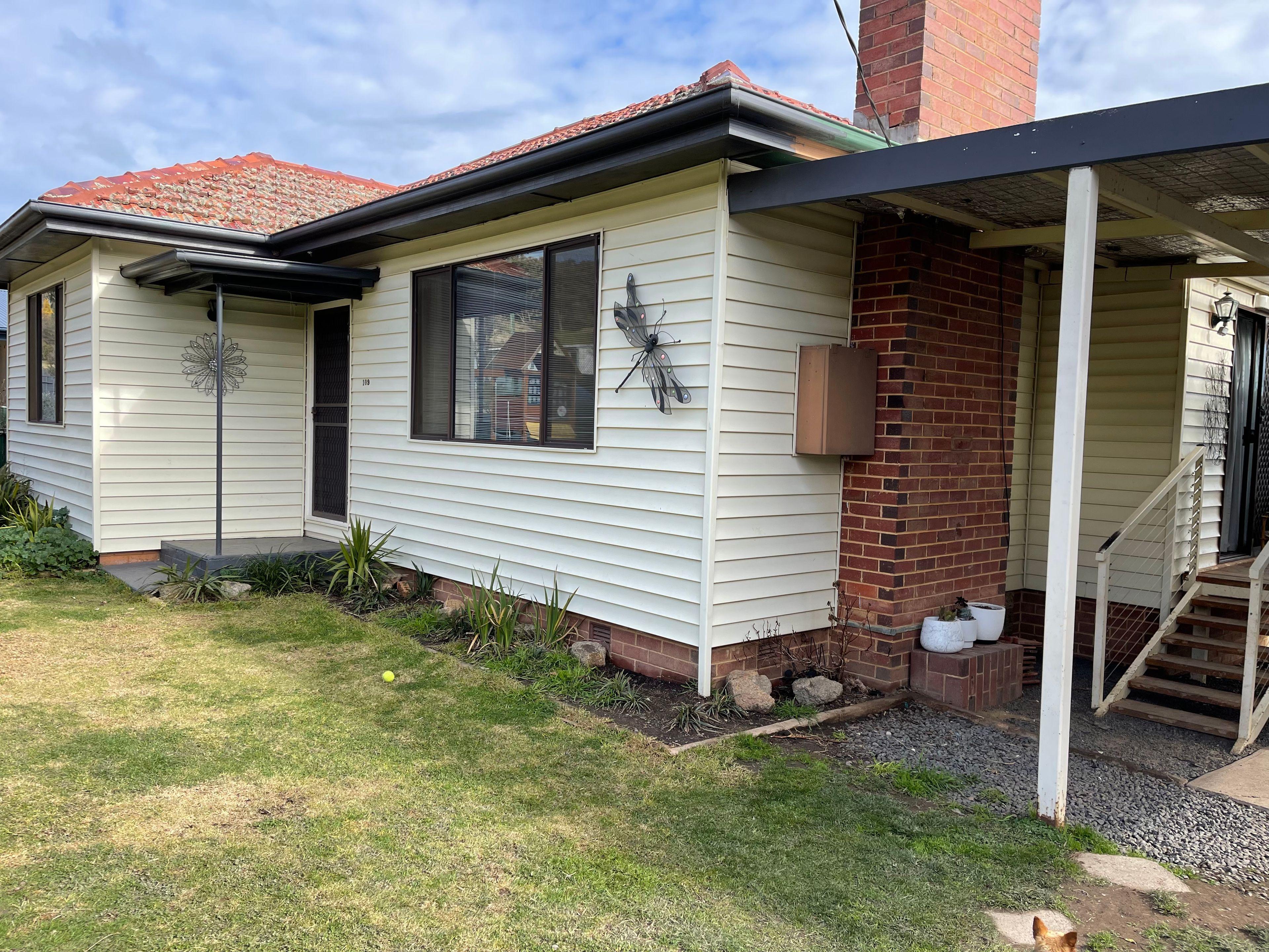 Prop-GPT: House: NSW Tumbarumba, NSW 2653 Home For Rent