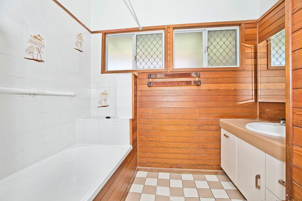 Well positioned home in popular precinct