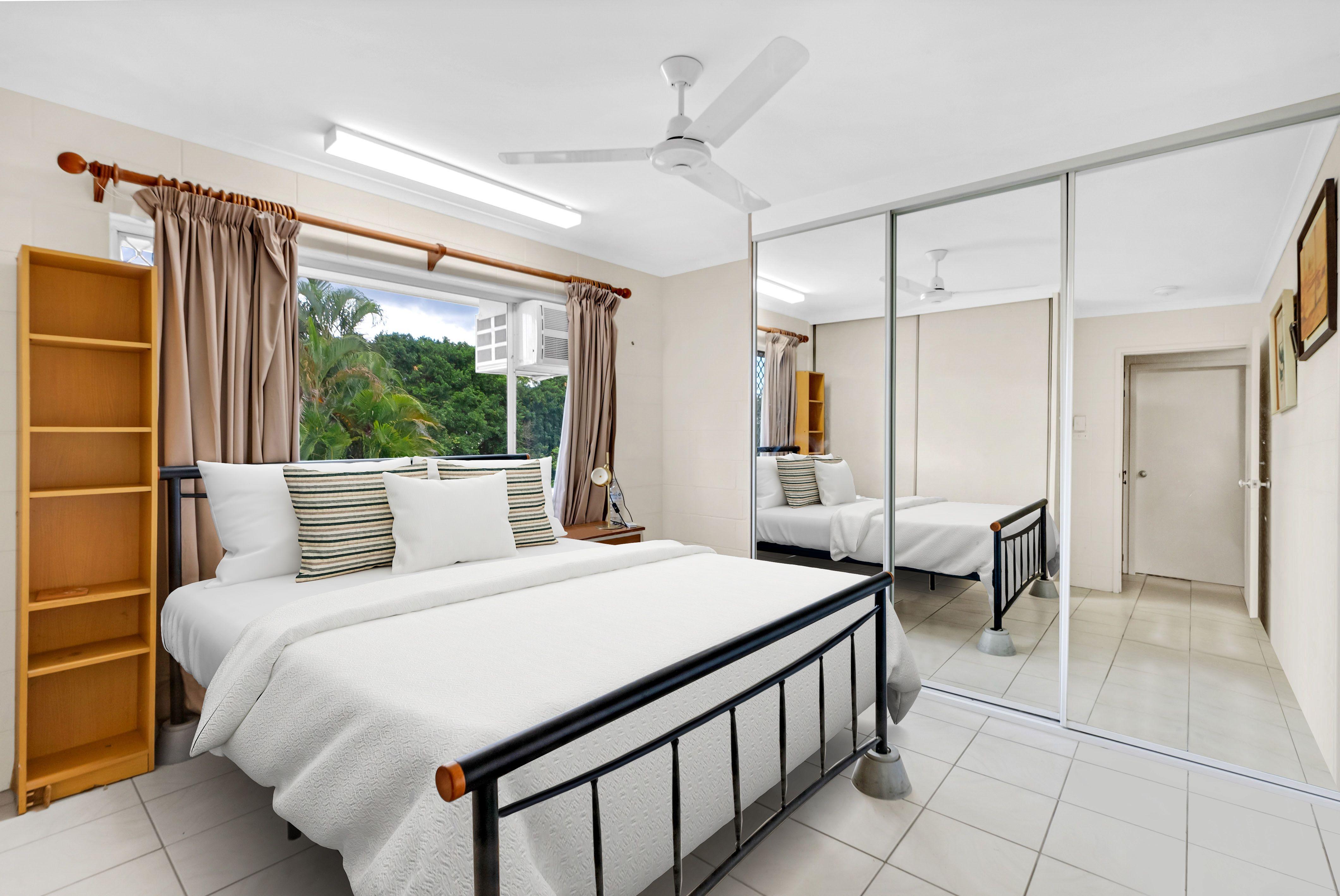 Modern & Convenient Living - Walk to DFO!