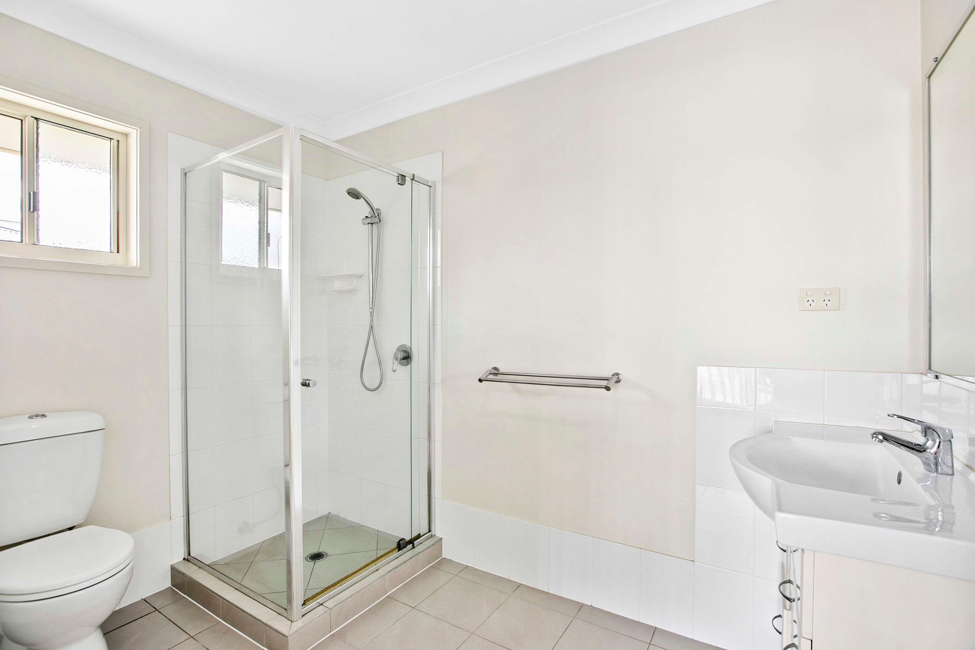 Modern Family Home in Sought-After Tinana