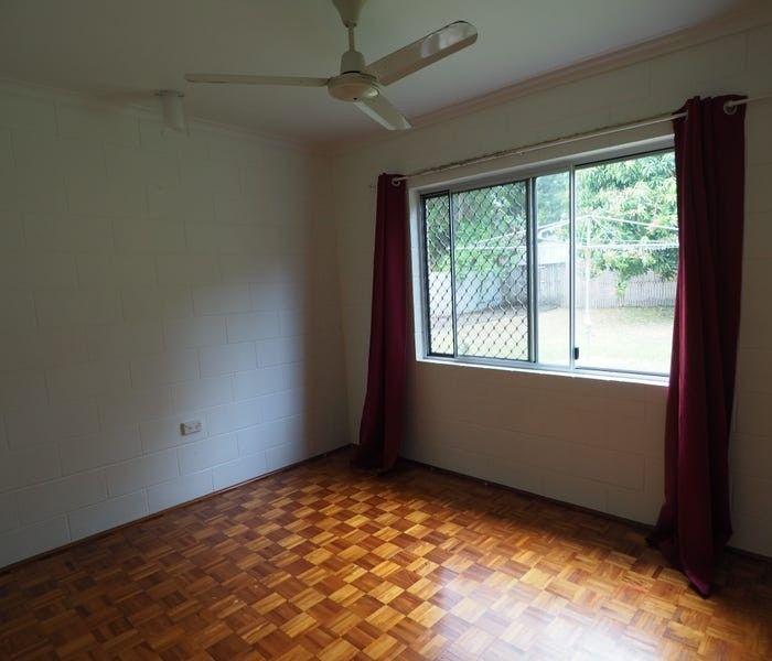 TIDY HOME CLOSE TO TOWN