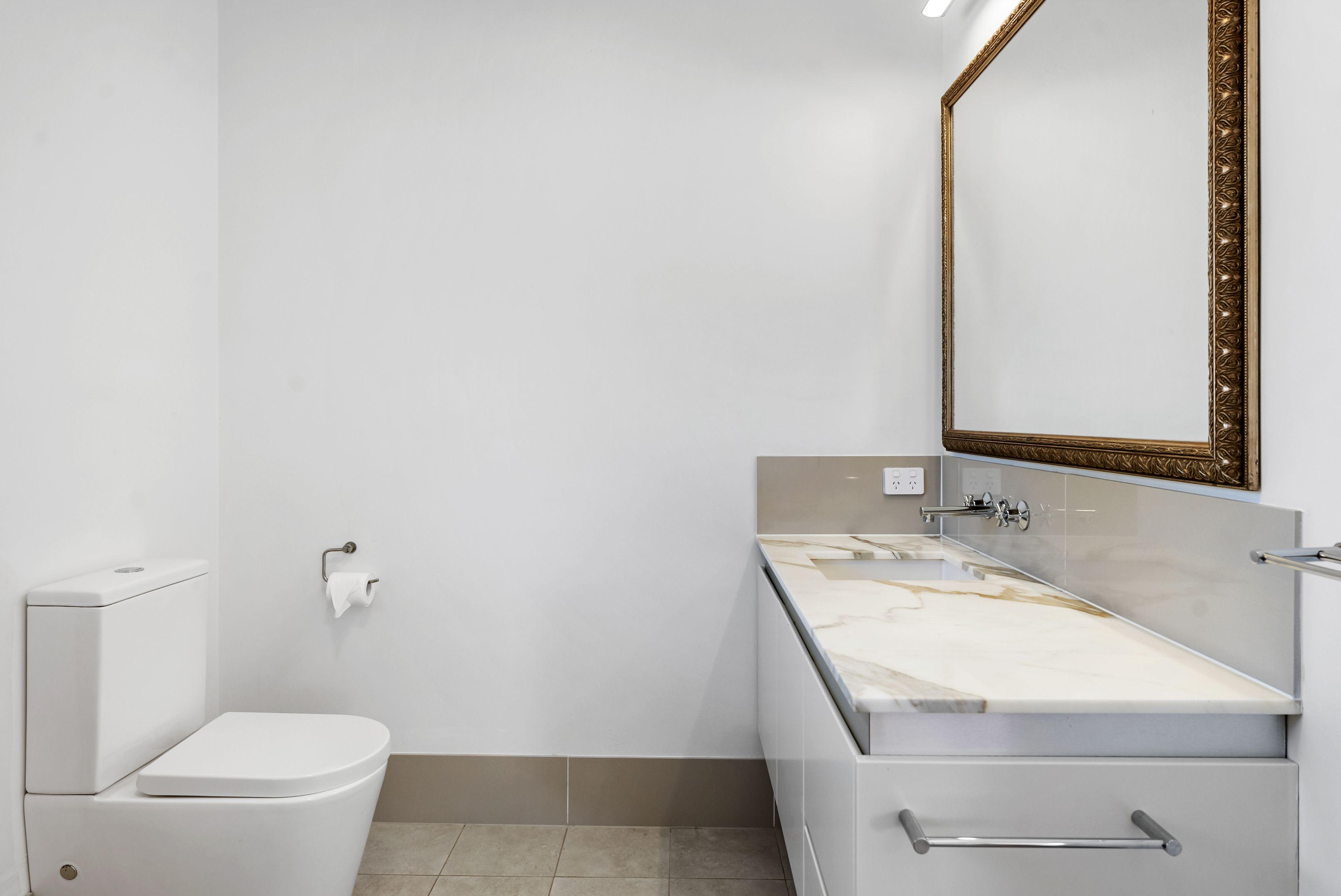 Coastal Living Just Moments from Suttons Beach!