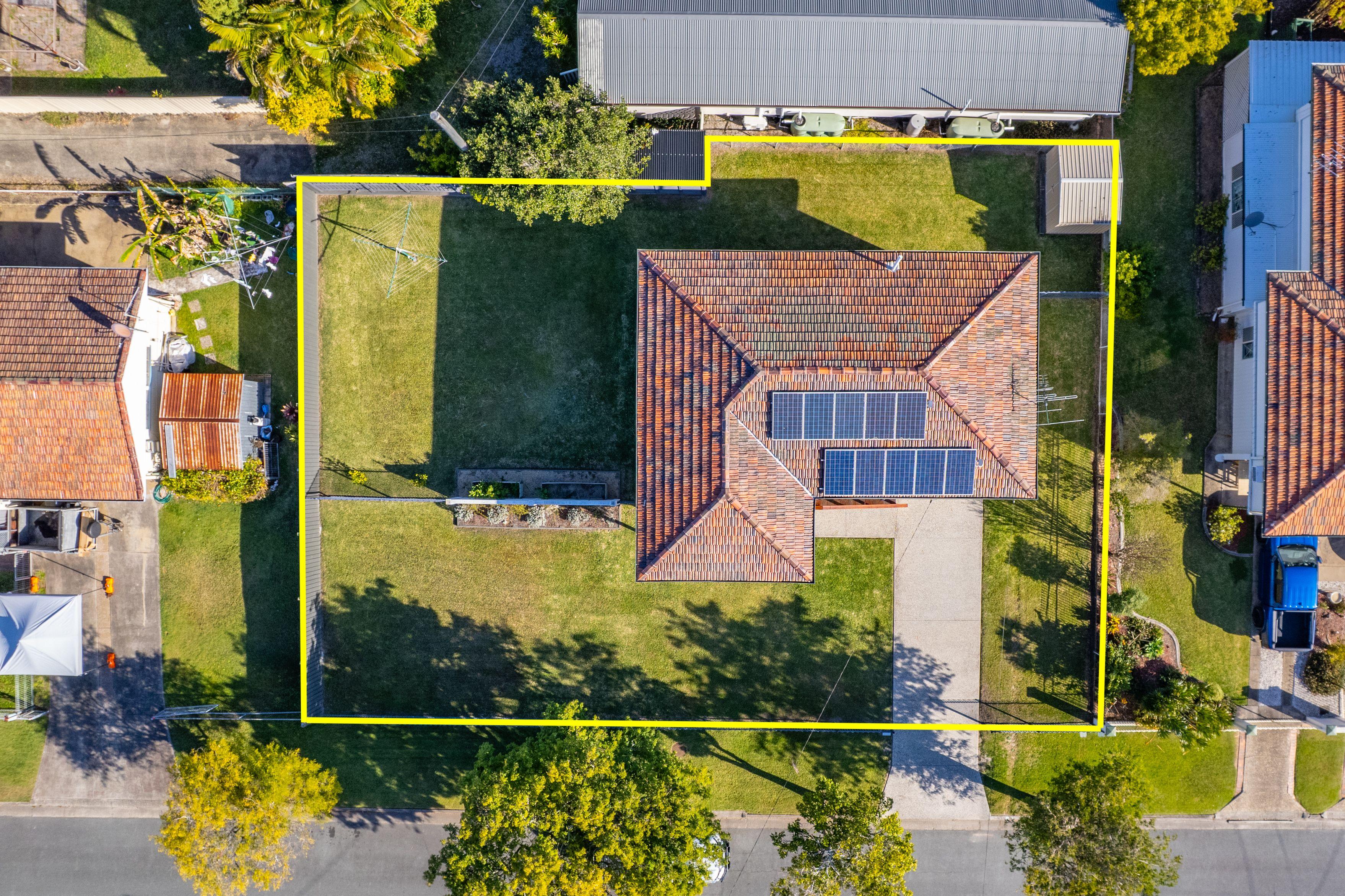 Coastal Living Just Moments from Suttons Beach!