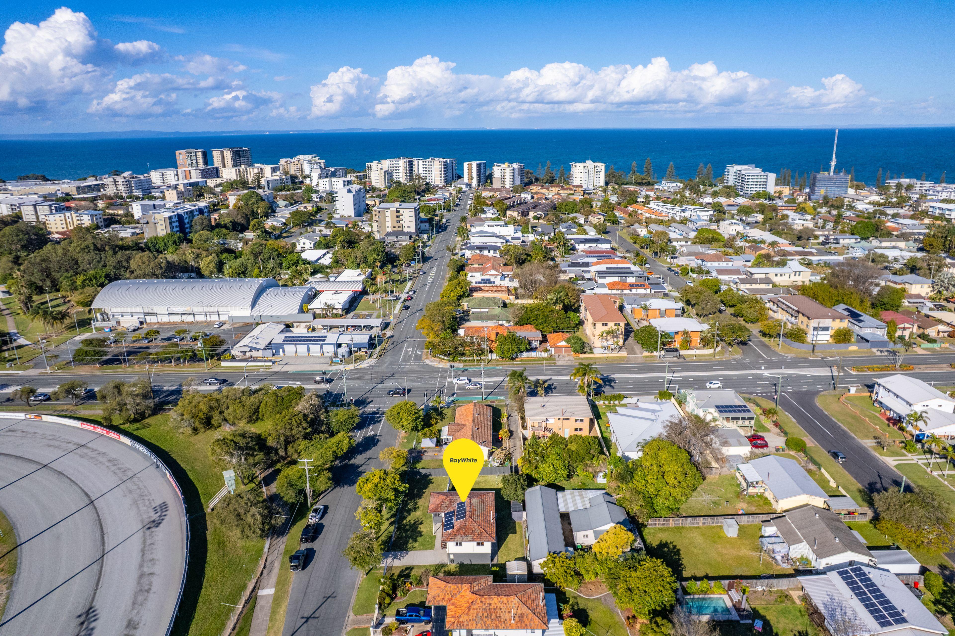 Coastal Living Just Moments from Suttons Beach!