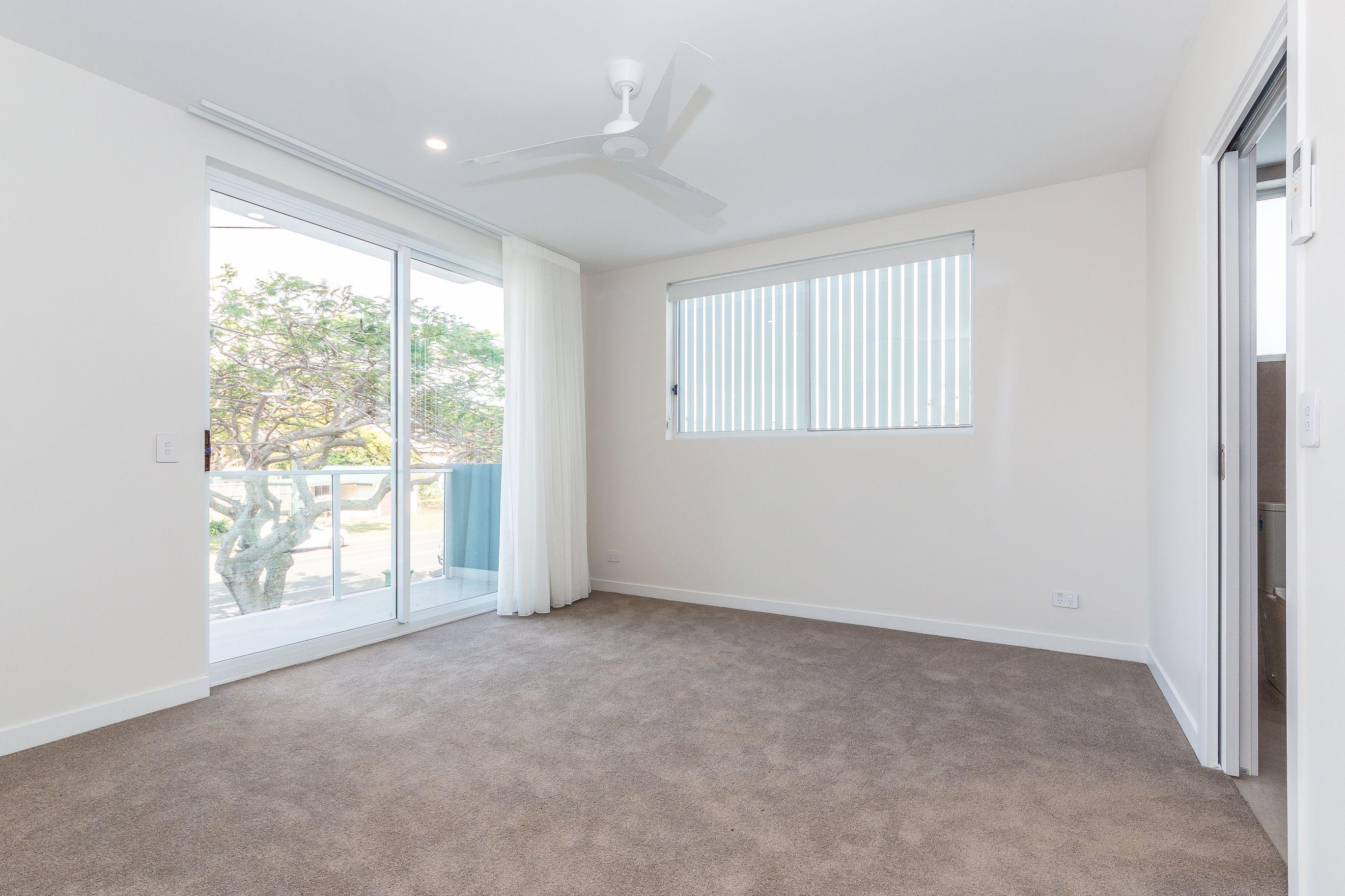 Stunning 3-Bedroom Apartment with Spectacular Views of Moreton Bay!