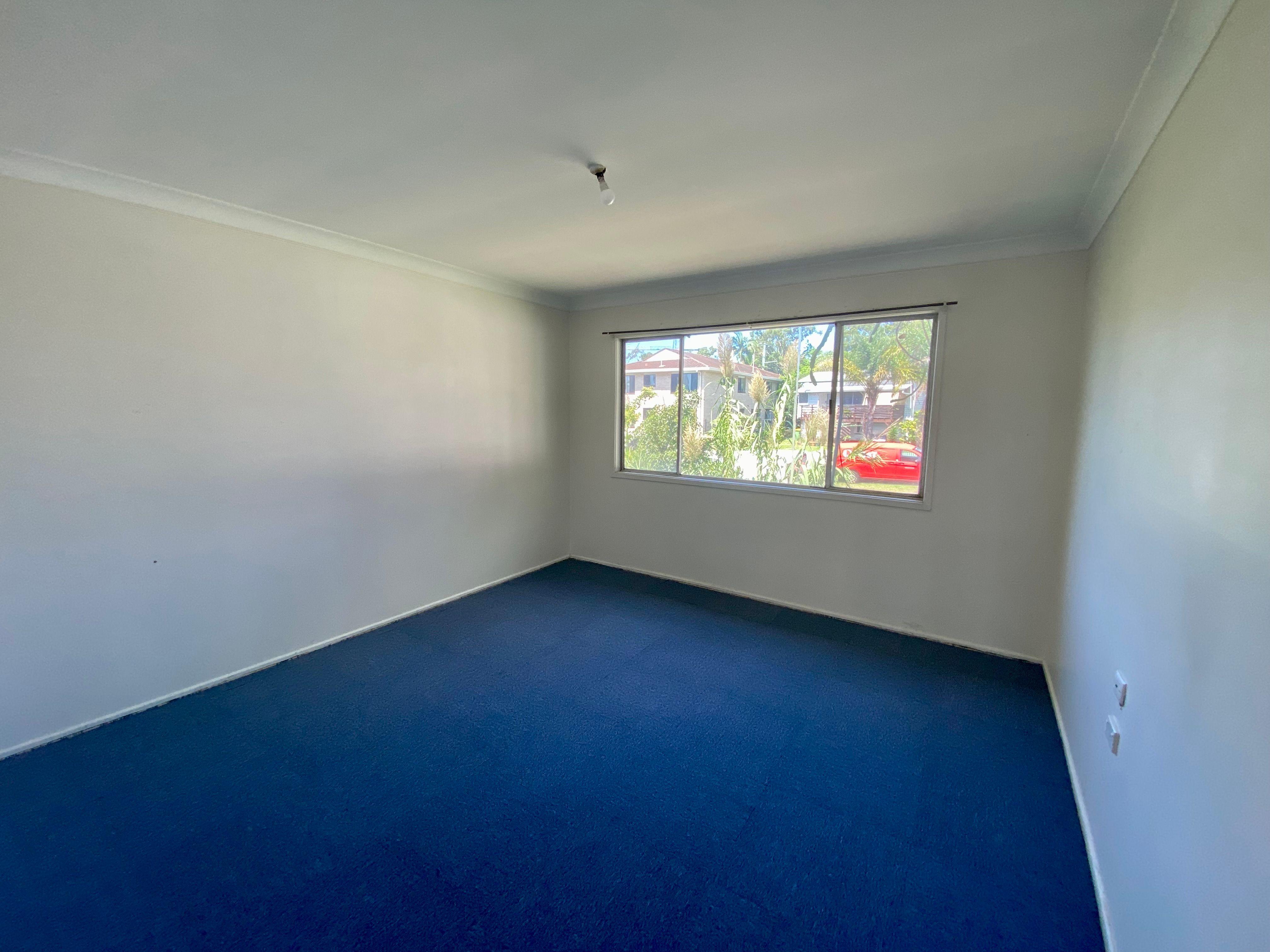 Cosy & Affordable Unit Close To Everything!