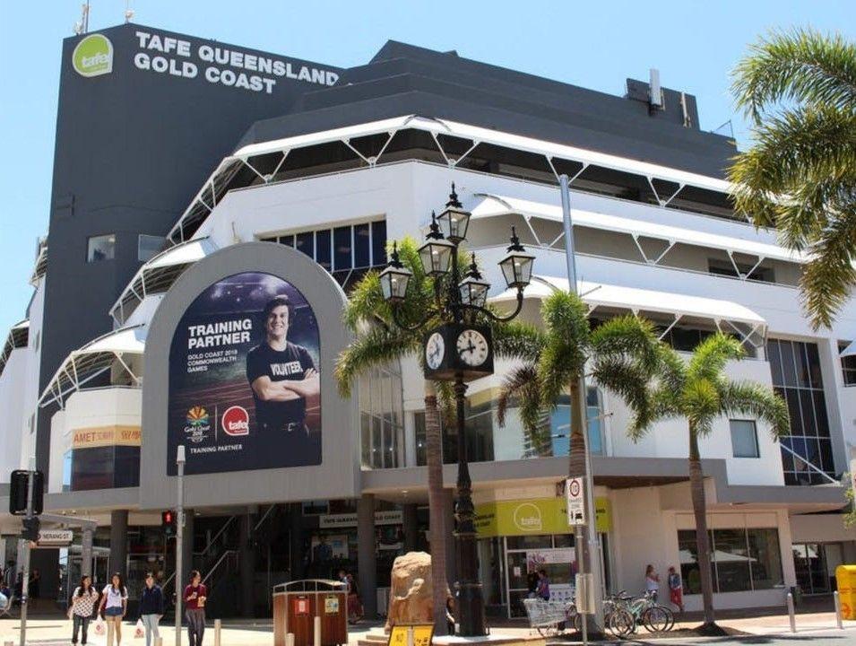 Cosy & Affordable Unit Close To Everything!