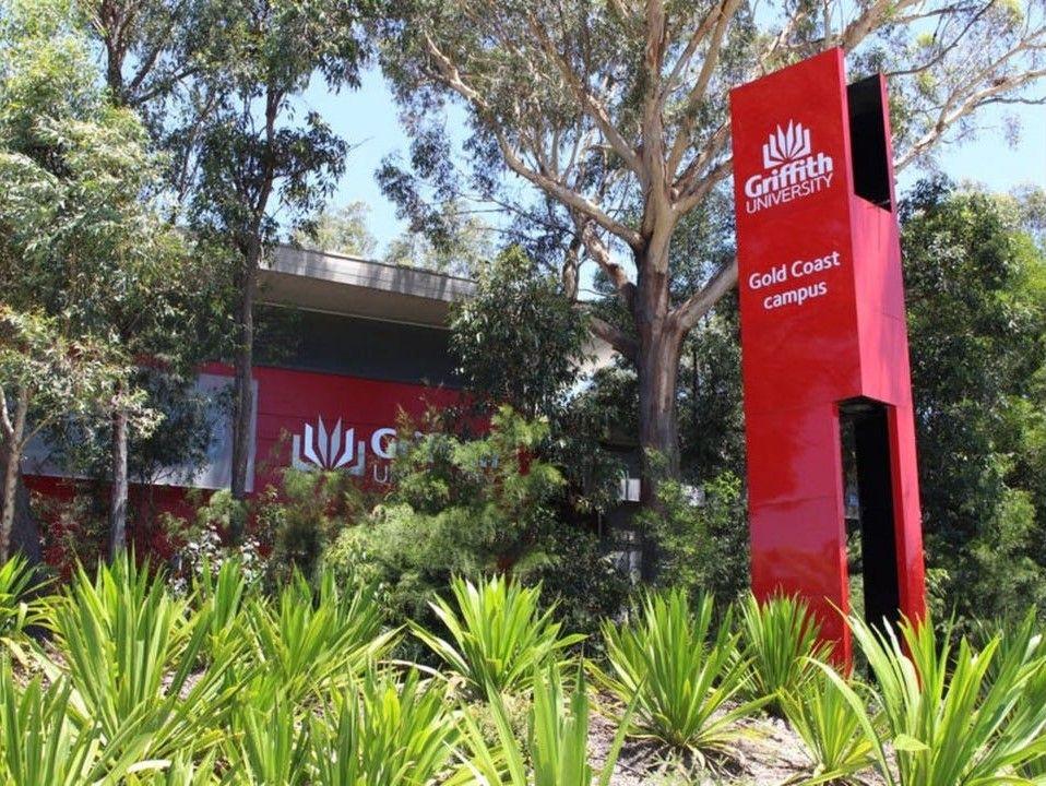 Cosy & Affordable Unit Close To Everything!