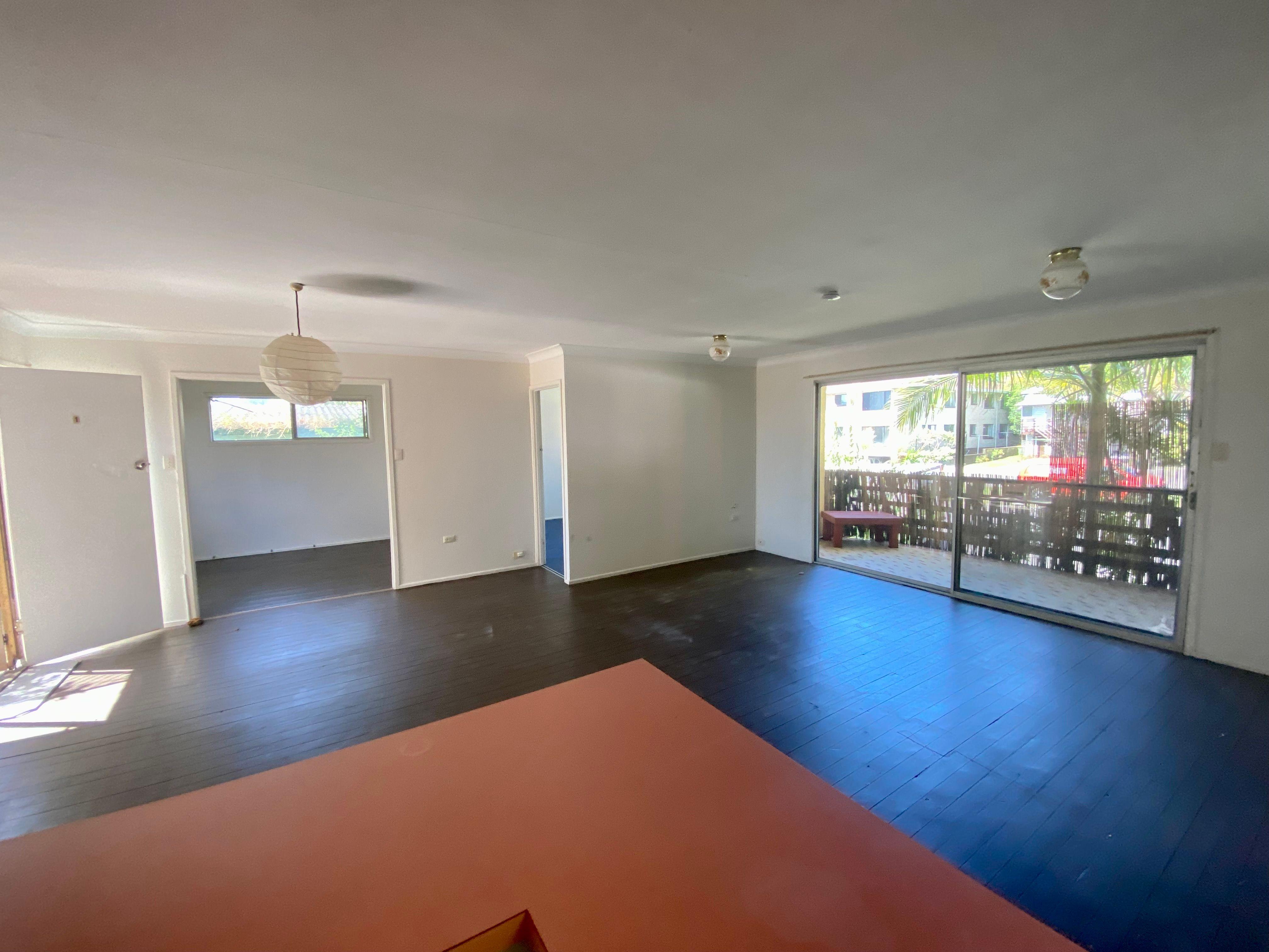 Cosy & Affordable Unit Close To Everything!