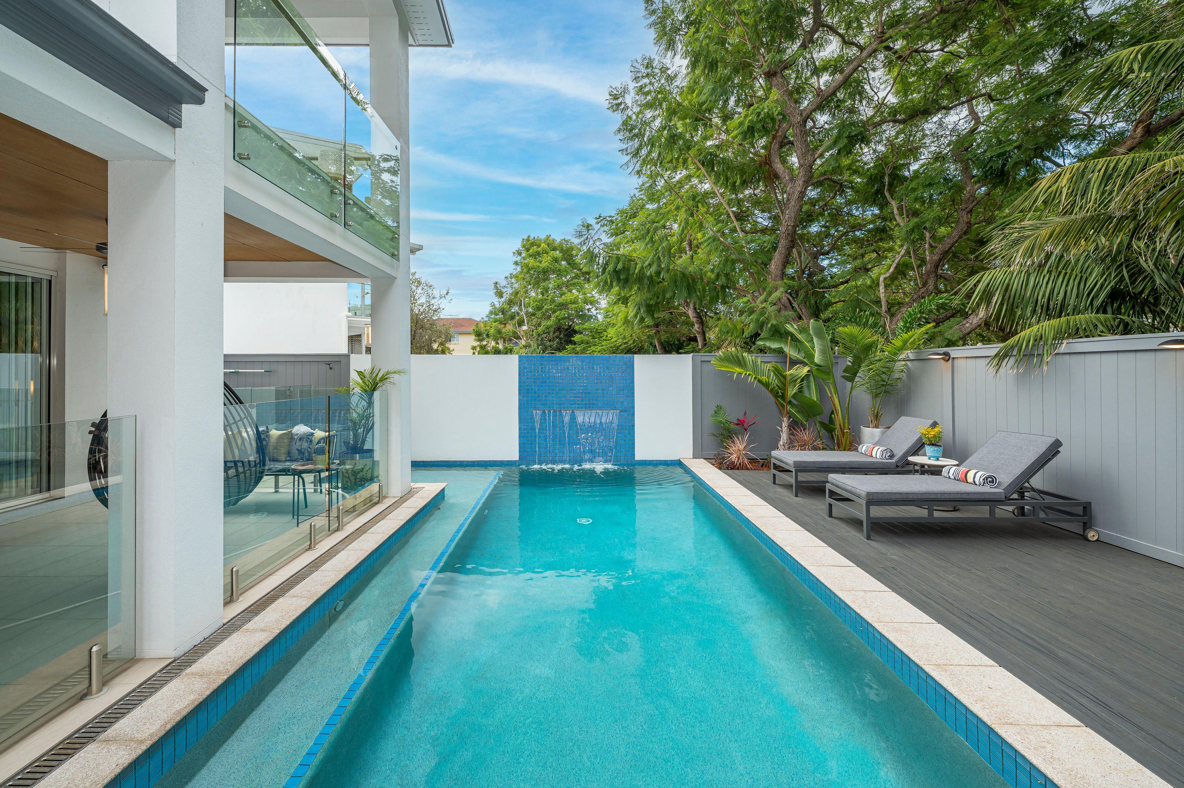 Prime Property on Pring St