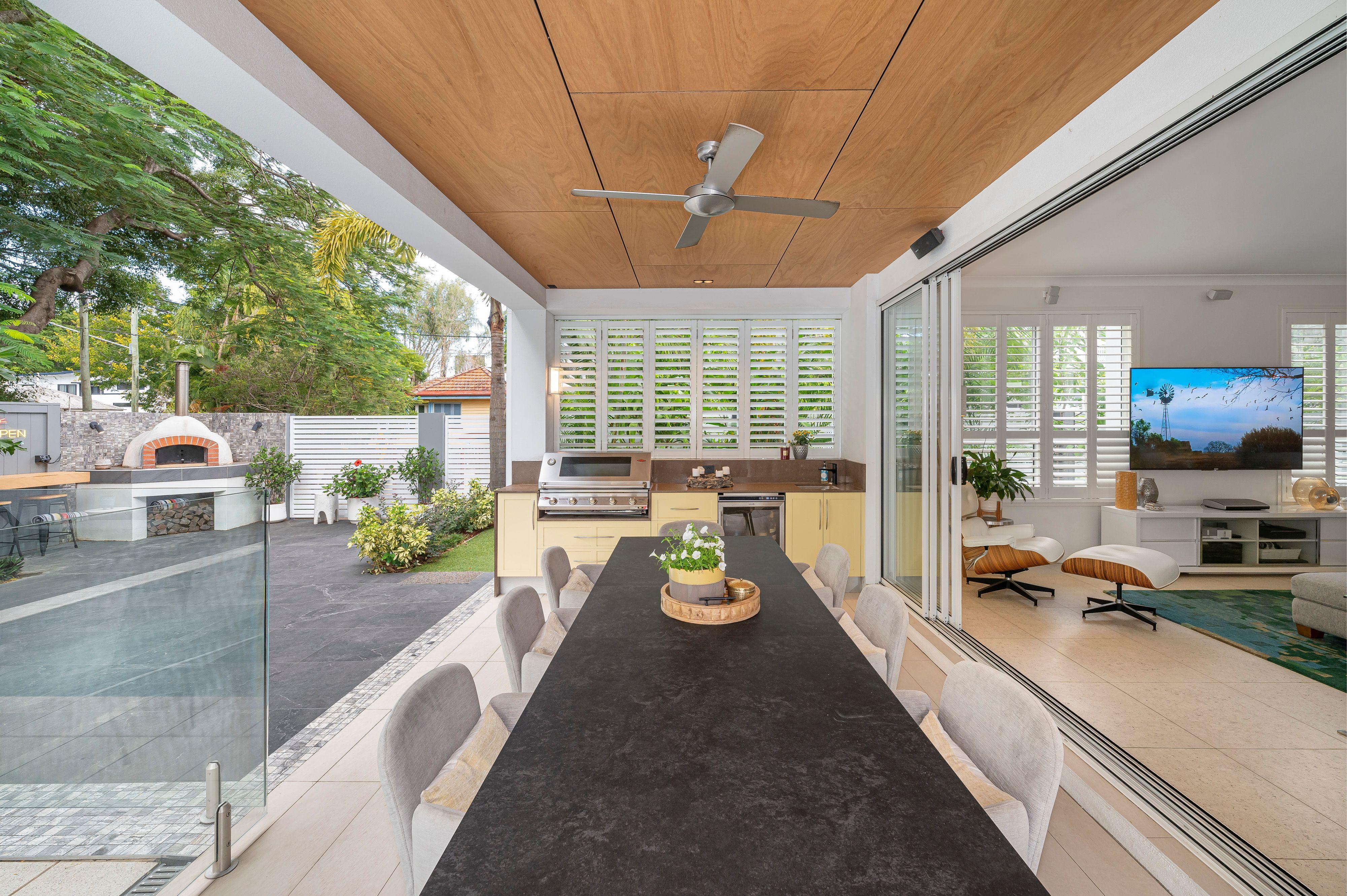 Prime Property on Pring St