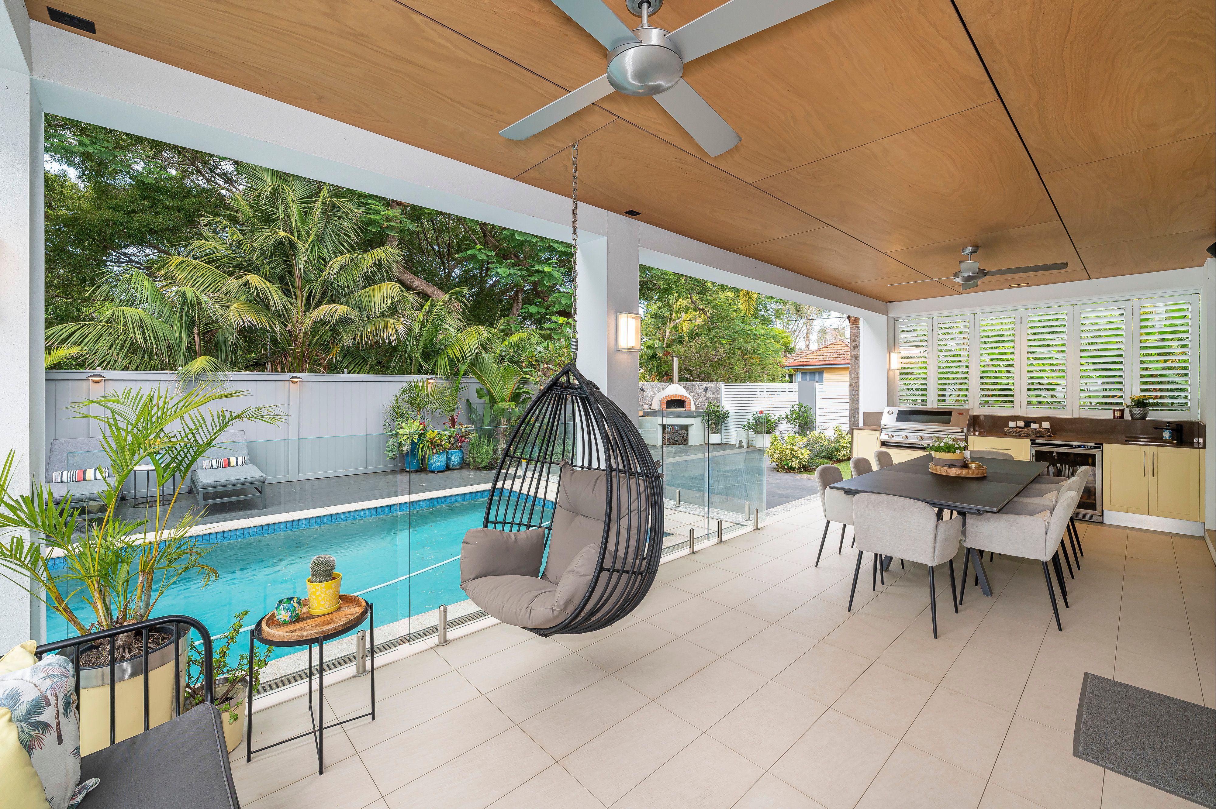 Prime Property on Pring St