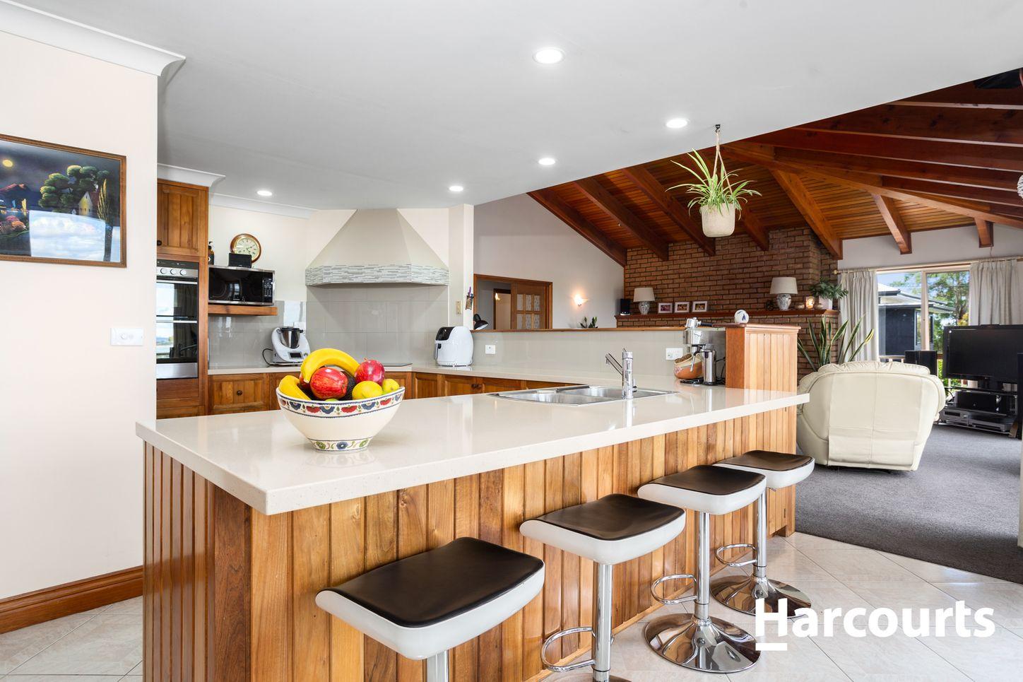15 Emma St, BRIDPORT, TAS 7262 - House for Rent - harcourts.net