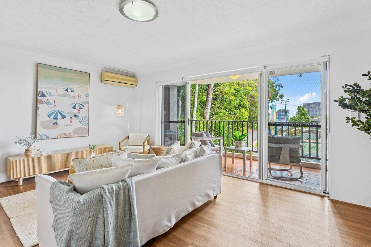 5/34 Hill Avenue, Burleigh Heads, QLD 4220 - Apartment for Rent - harcourts.net
