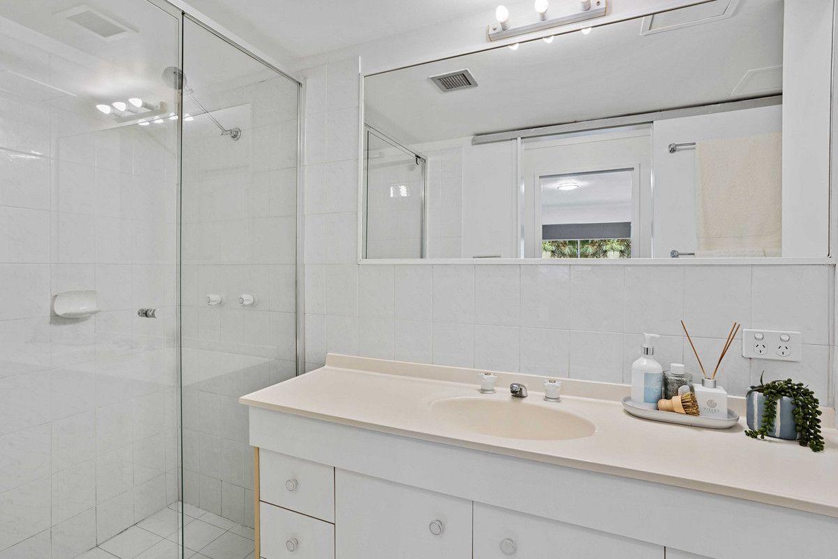 5/34 Hill Avenue, Burleigh Heads, QLD 4220 - Apartment for Rent - harcourts.net