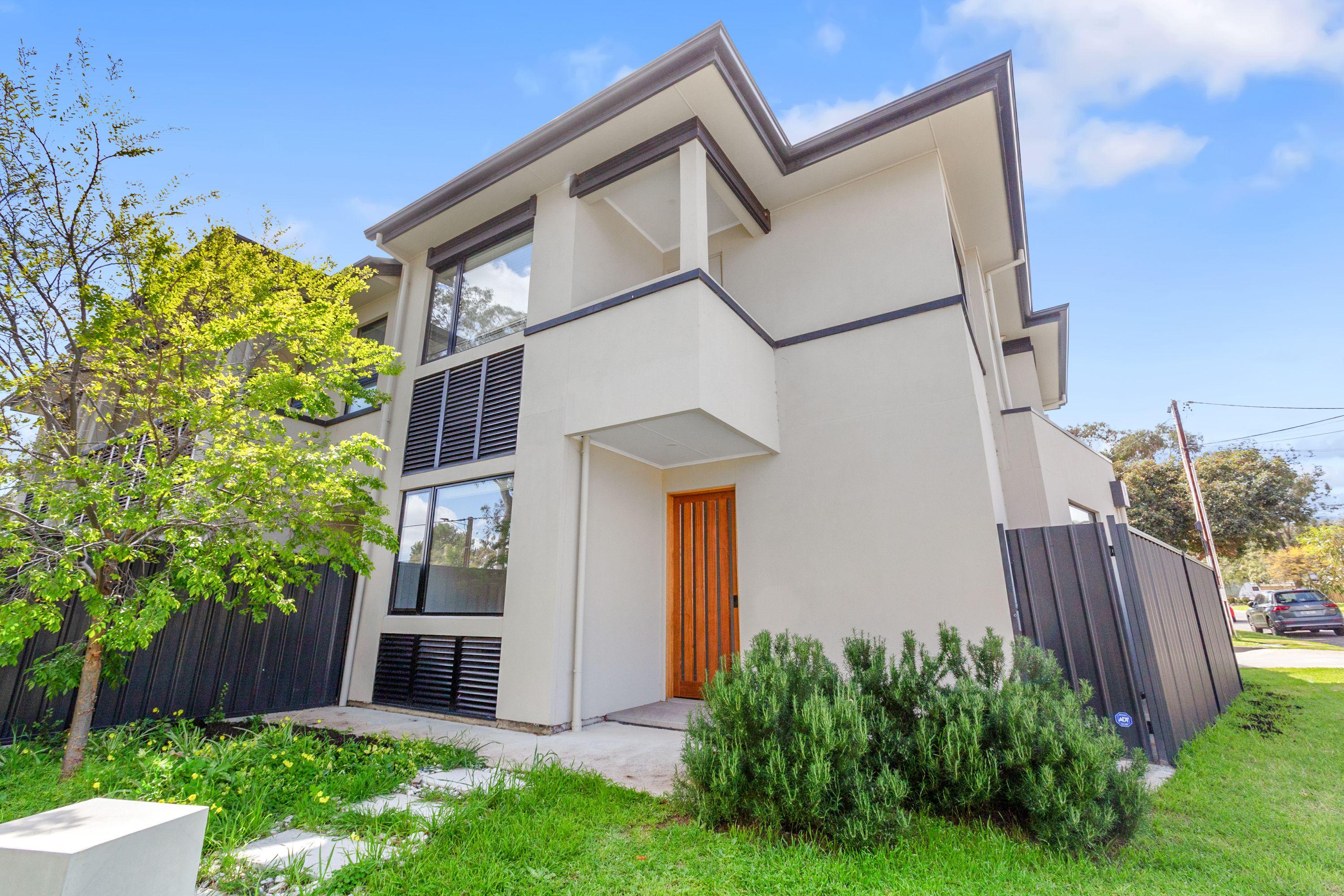 Prop-GPT: House: SA Highbury, SA 5089 Home For Rent