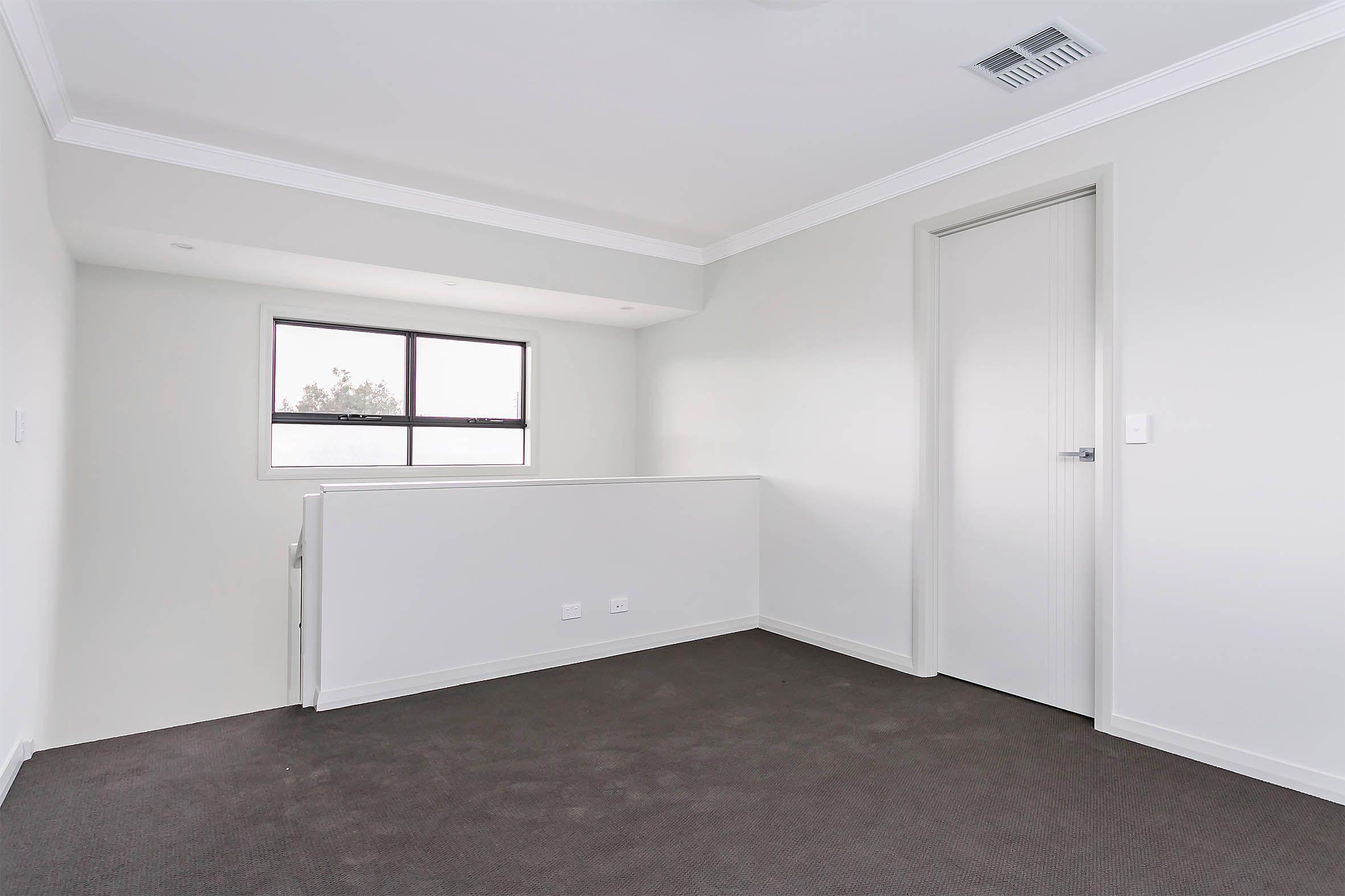 Near New Executive Home .......