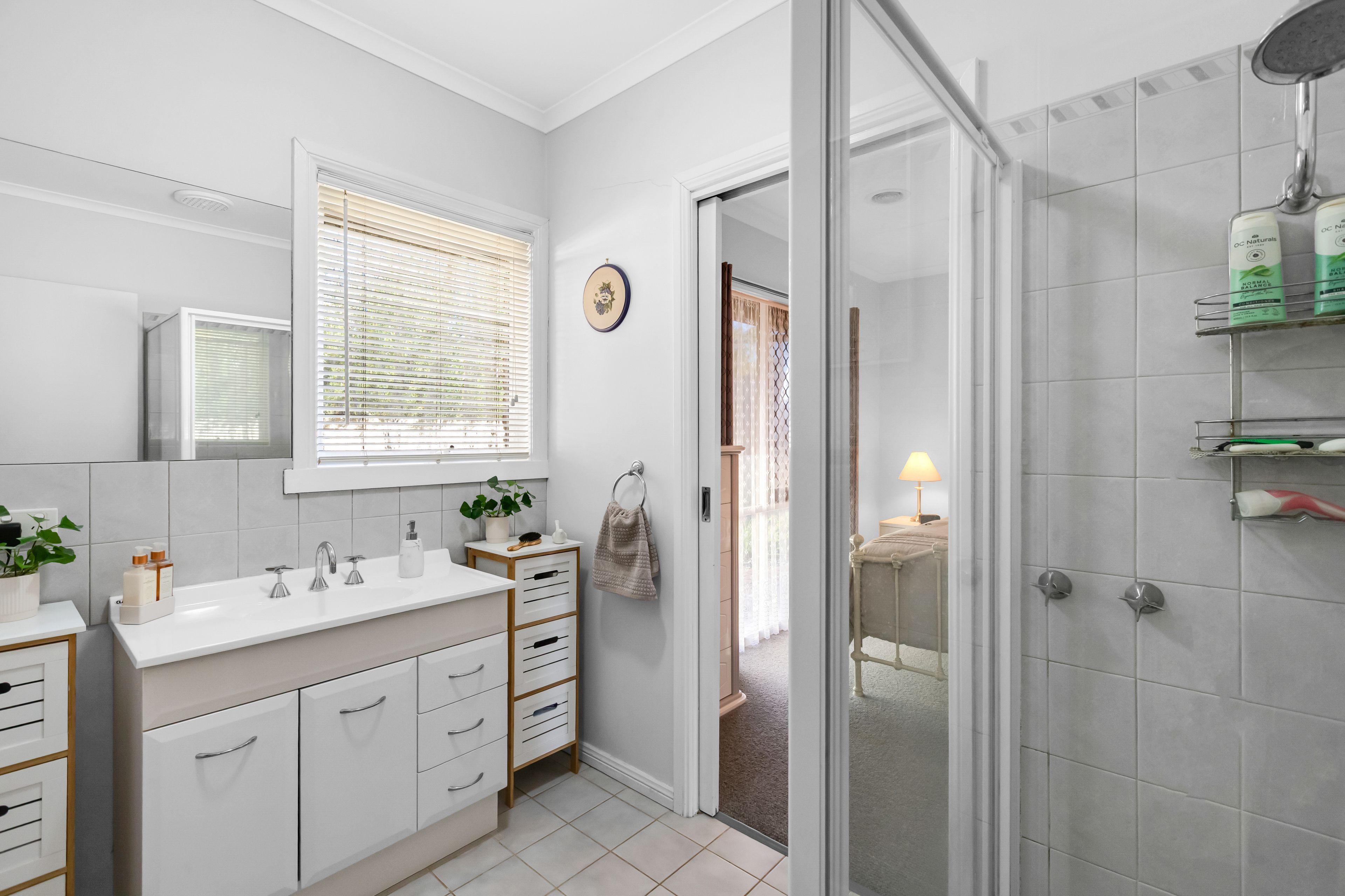 Stylish & Serene 3-Bedroom Unit