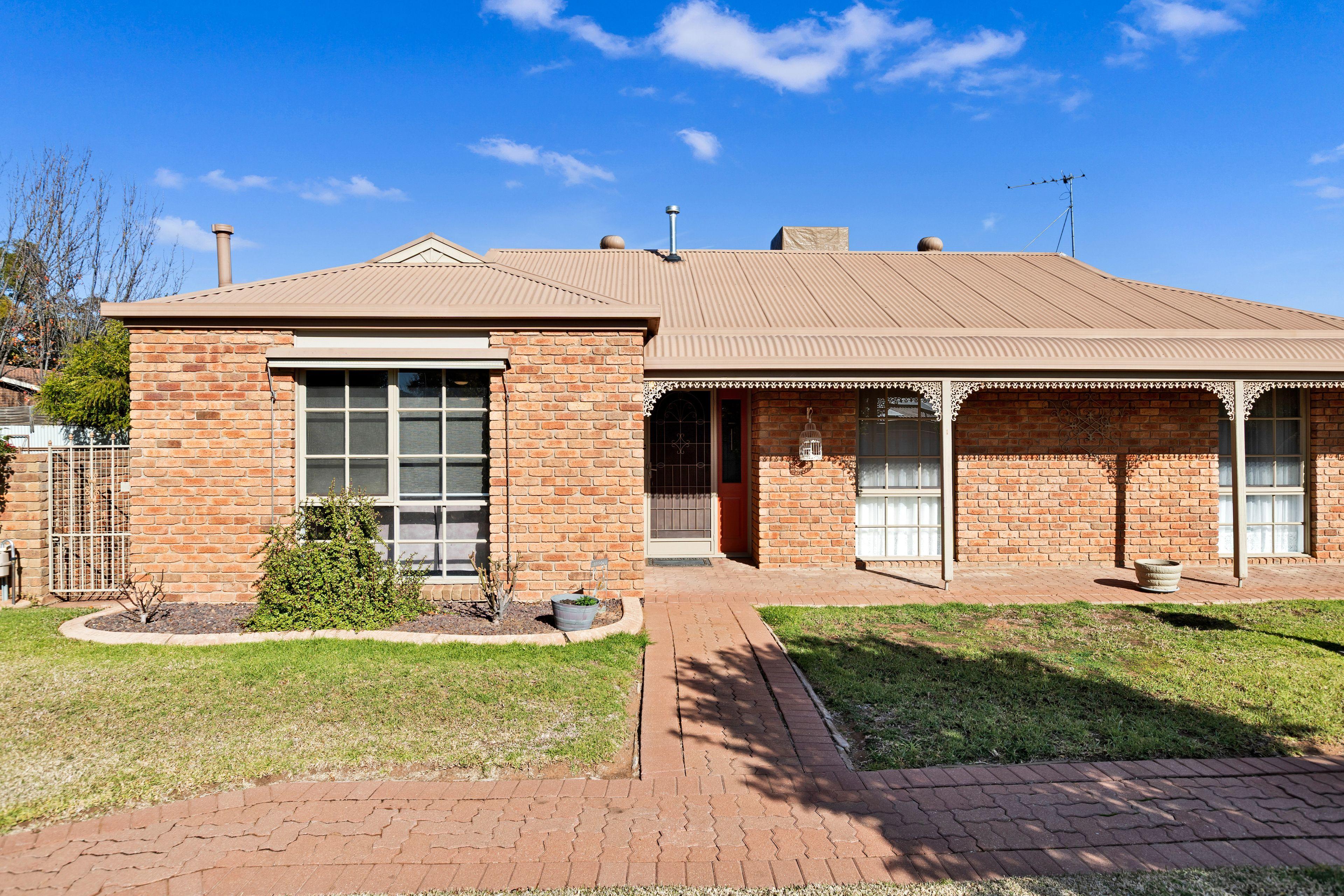 Stylish & Serene 3-Bedroom Unit