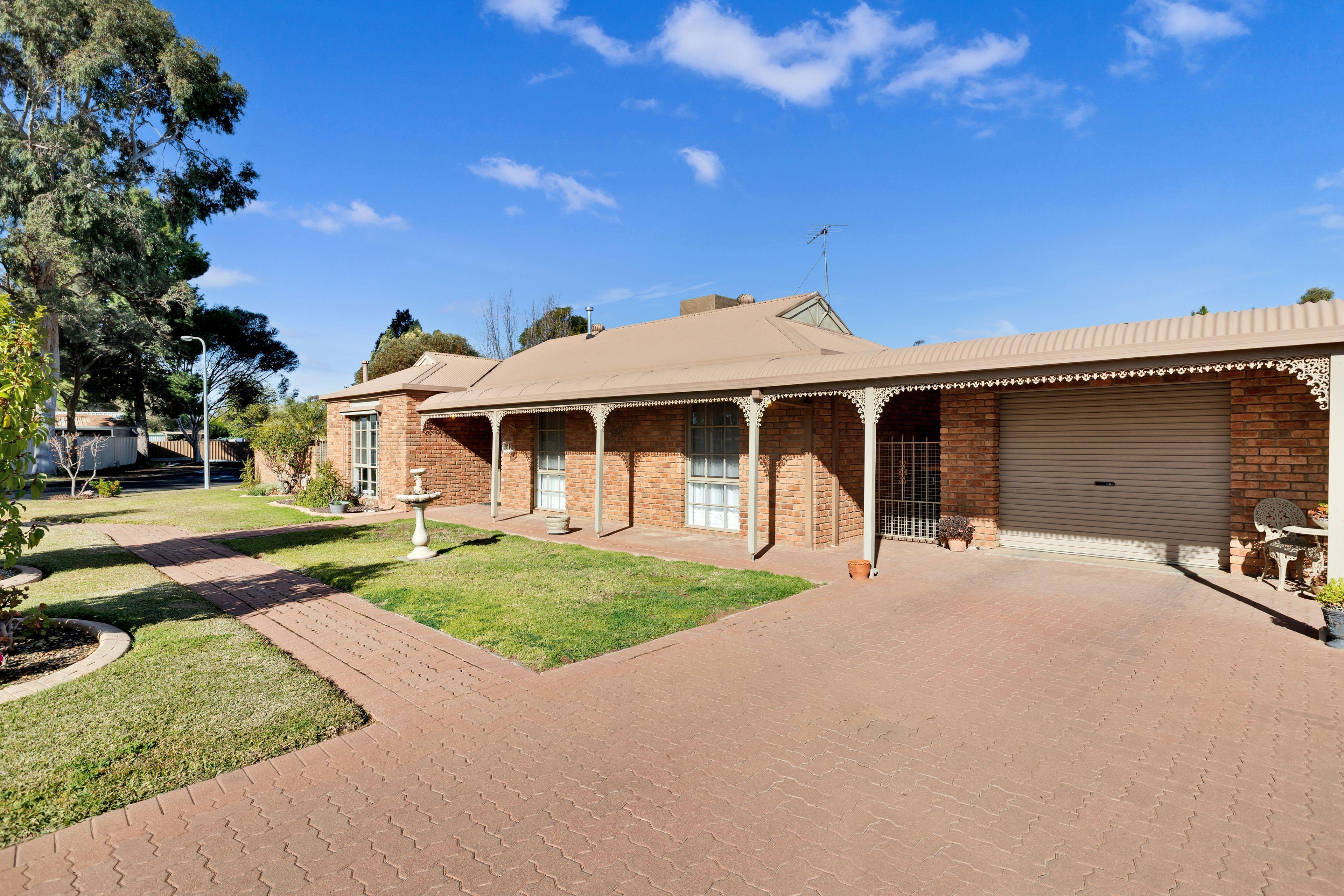 Stylish & Serene 3-Bedroom Unit