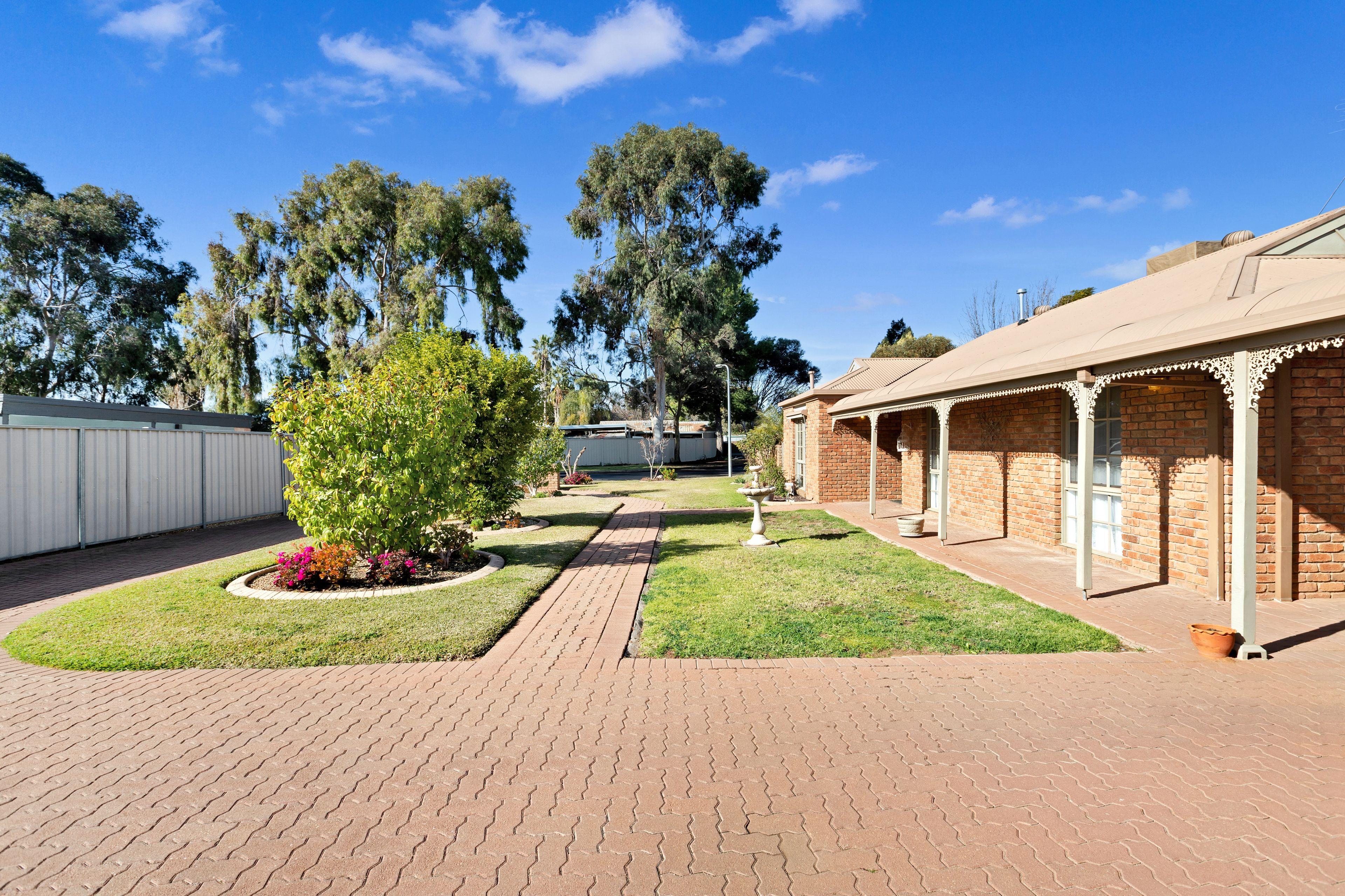 Stylish & Serene 3-Bedroom Unit