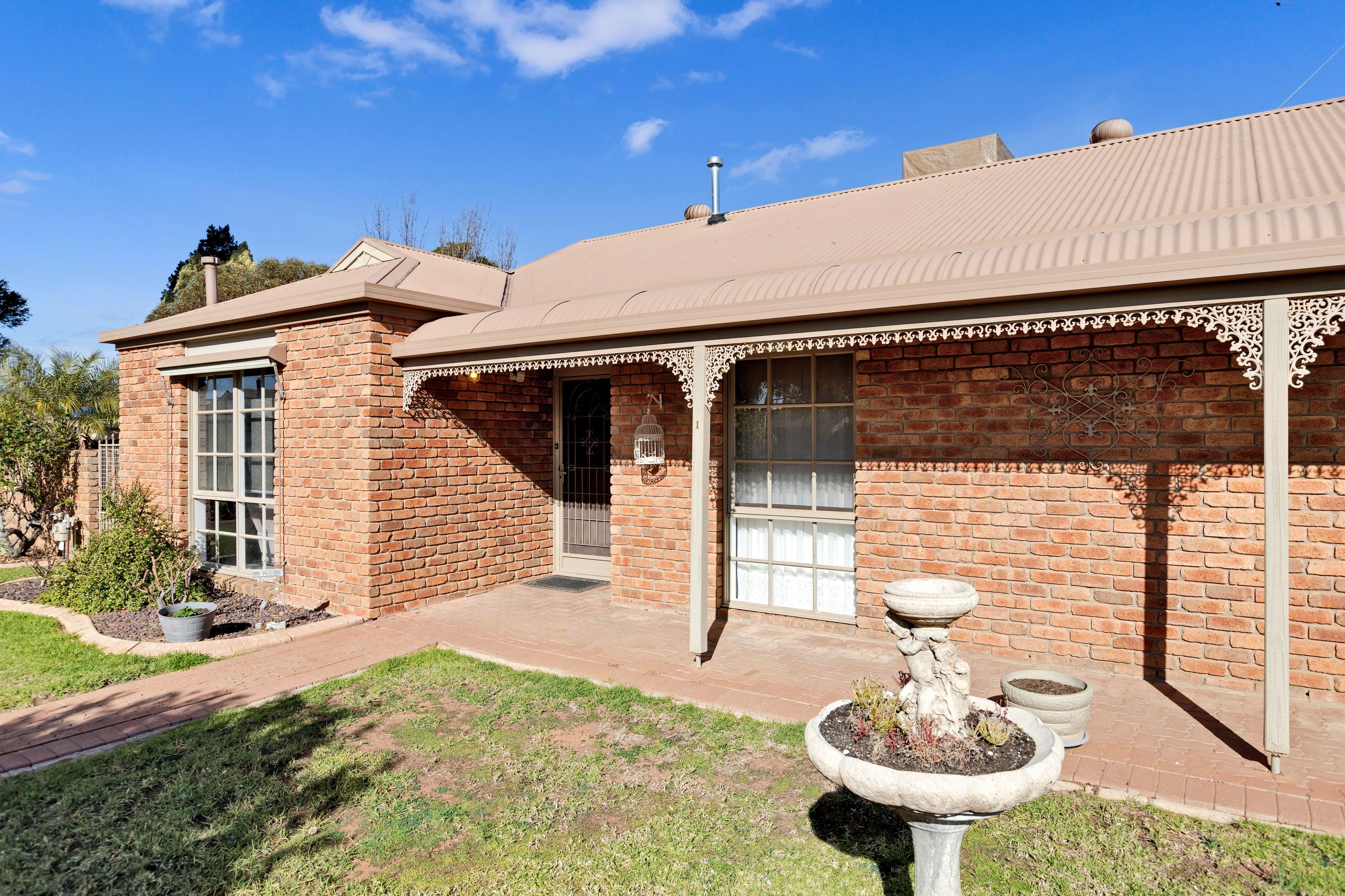 Stylish & Serene 3-Bedroom Unit