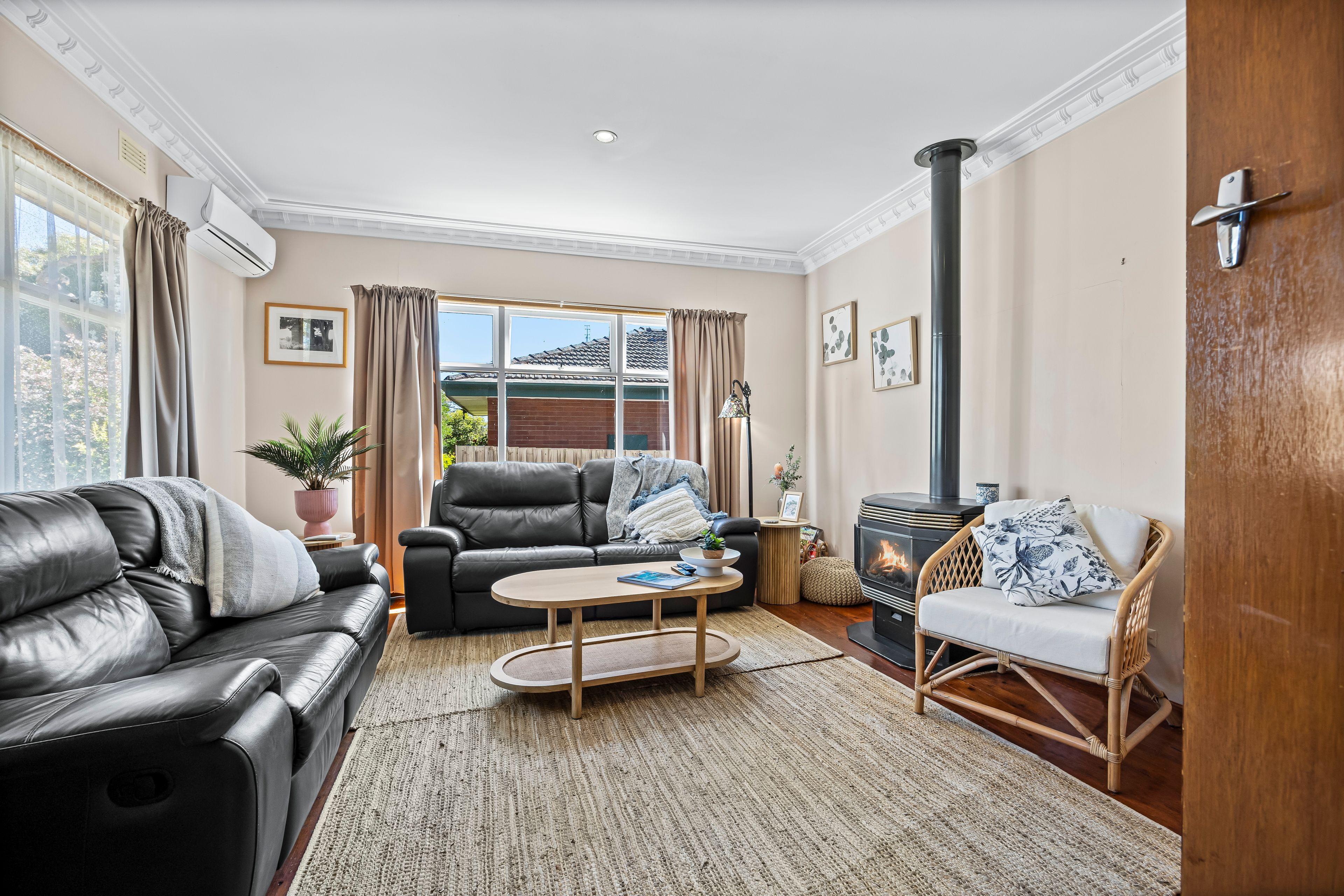 Charming 3-Bedroom Home Available for Lease