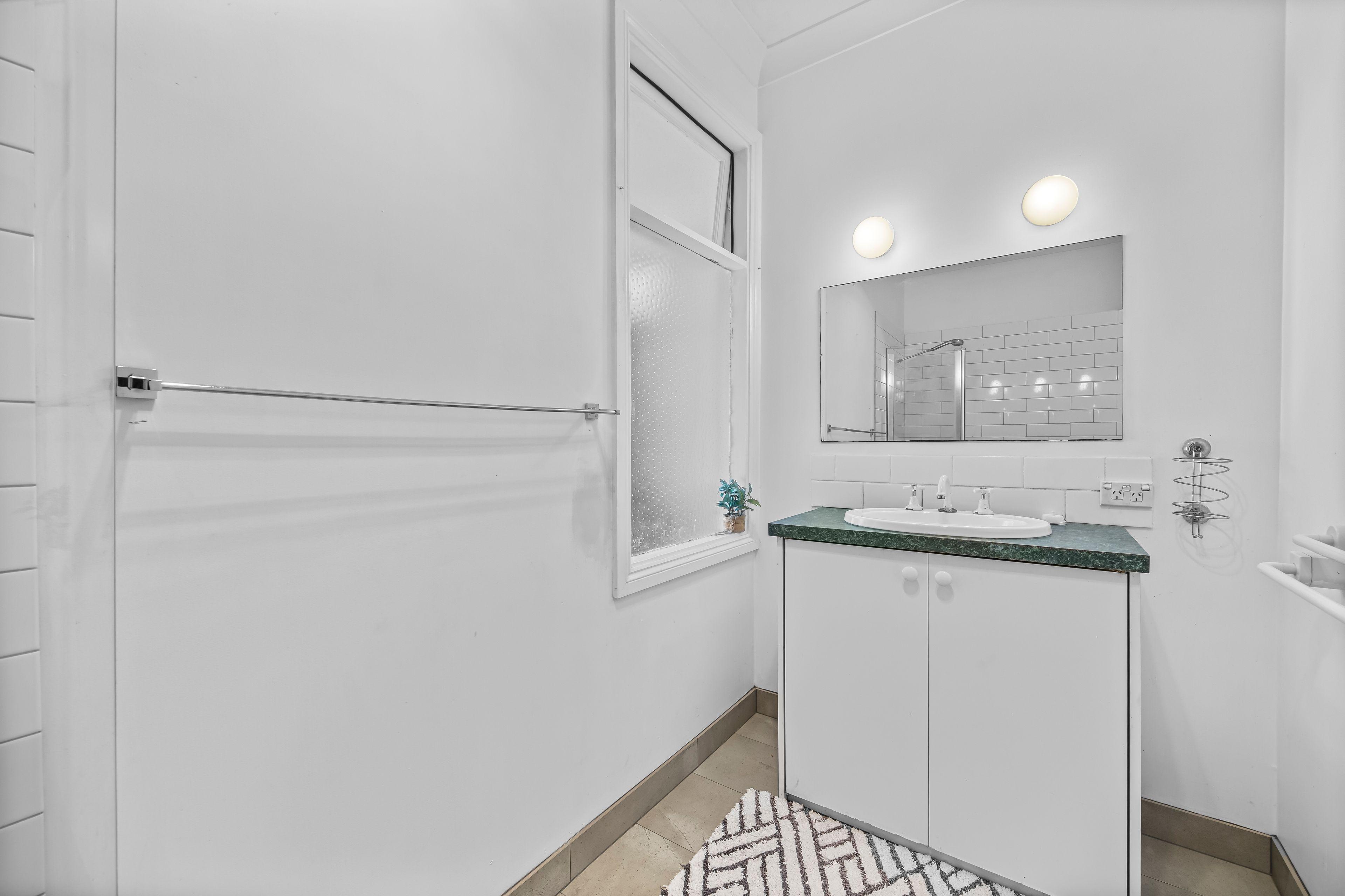 Charming 3-Bedroom Home Available for Lease