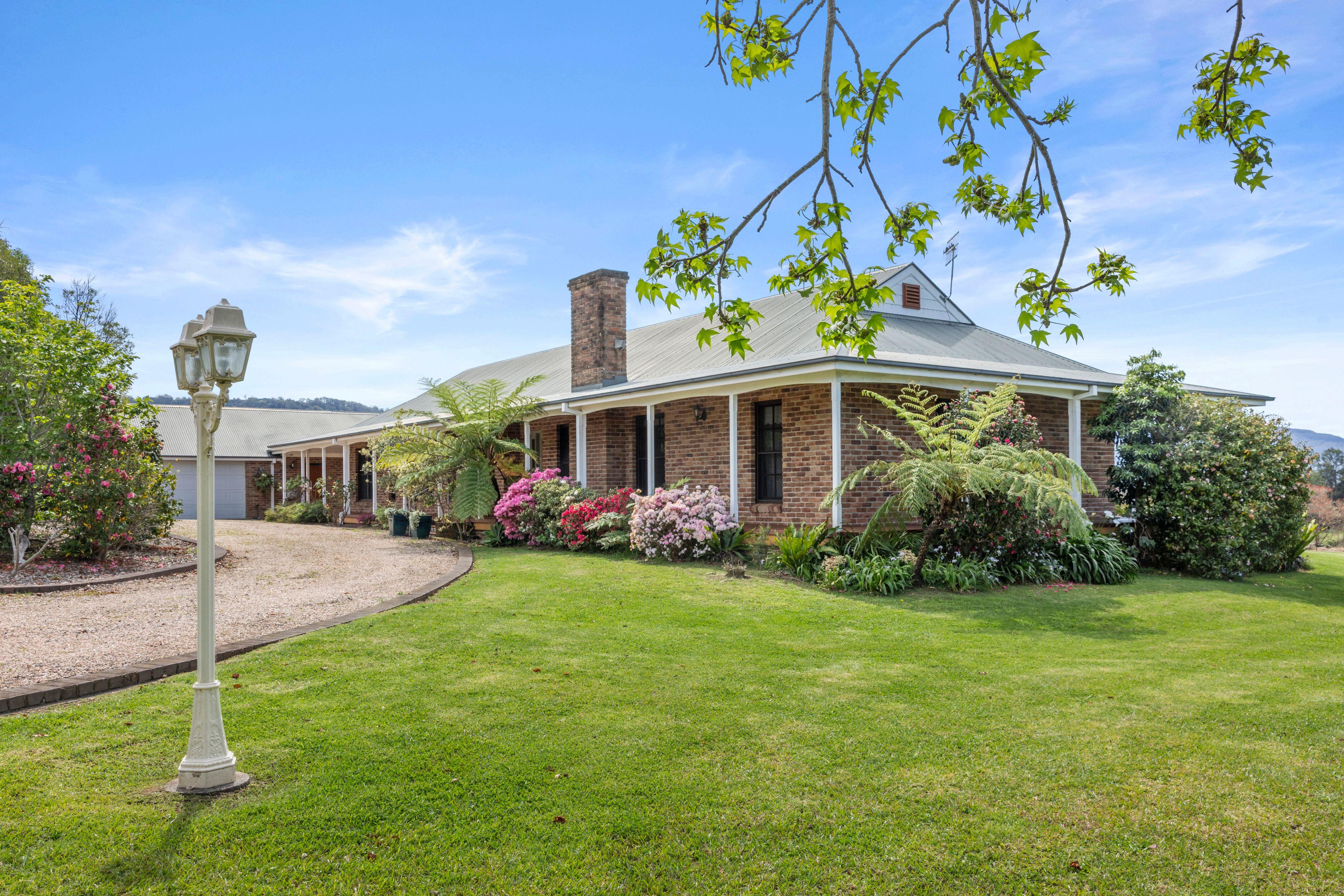 Prop-GPT: Lifestyle: NSW Jaspers Brush, NSW 2535 Rural