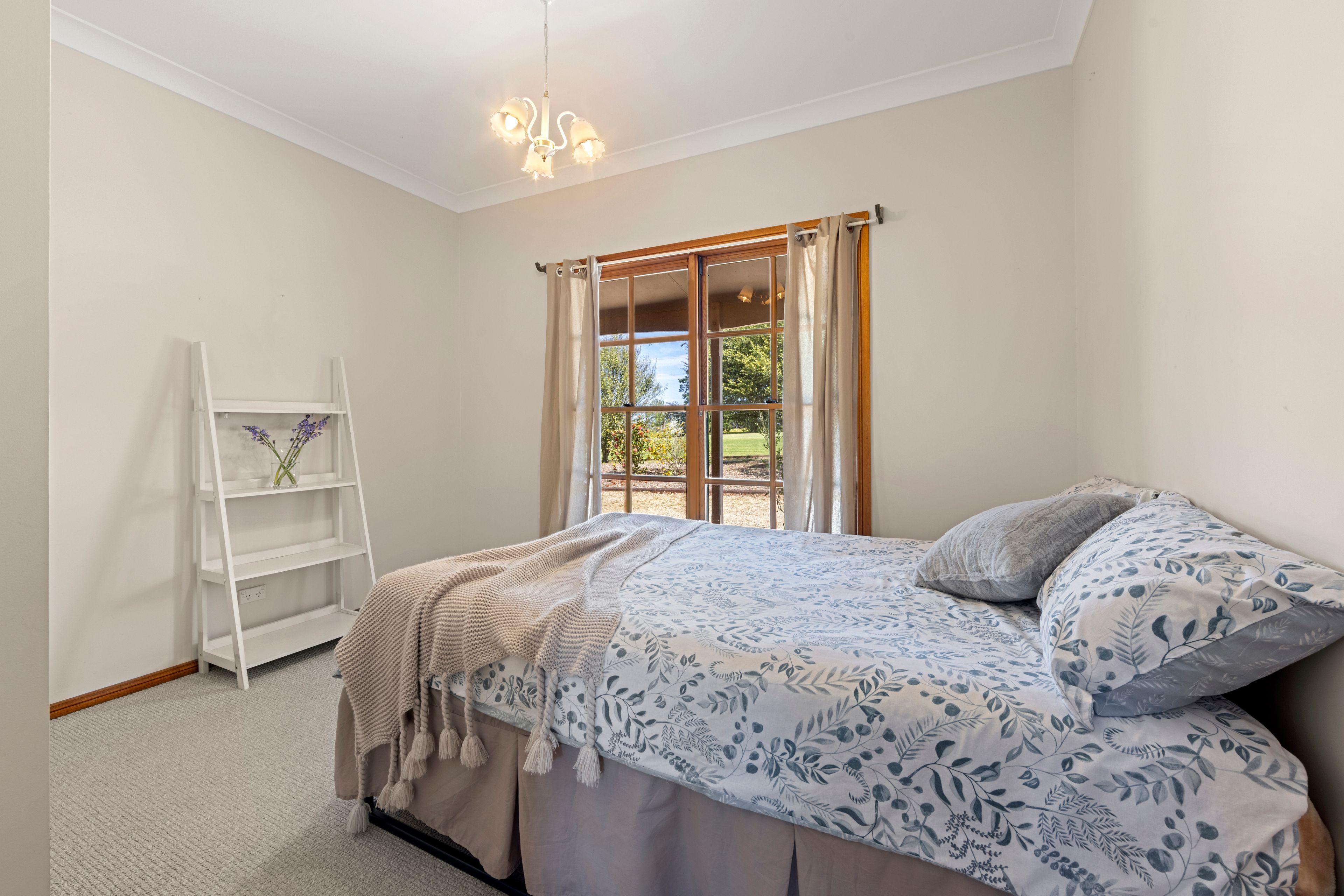 Country Comfort With Views