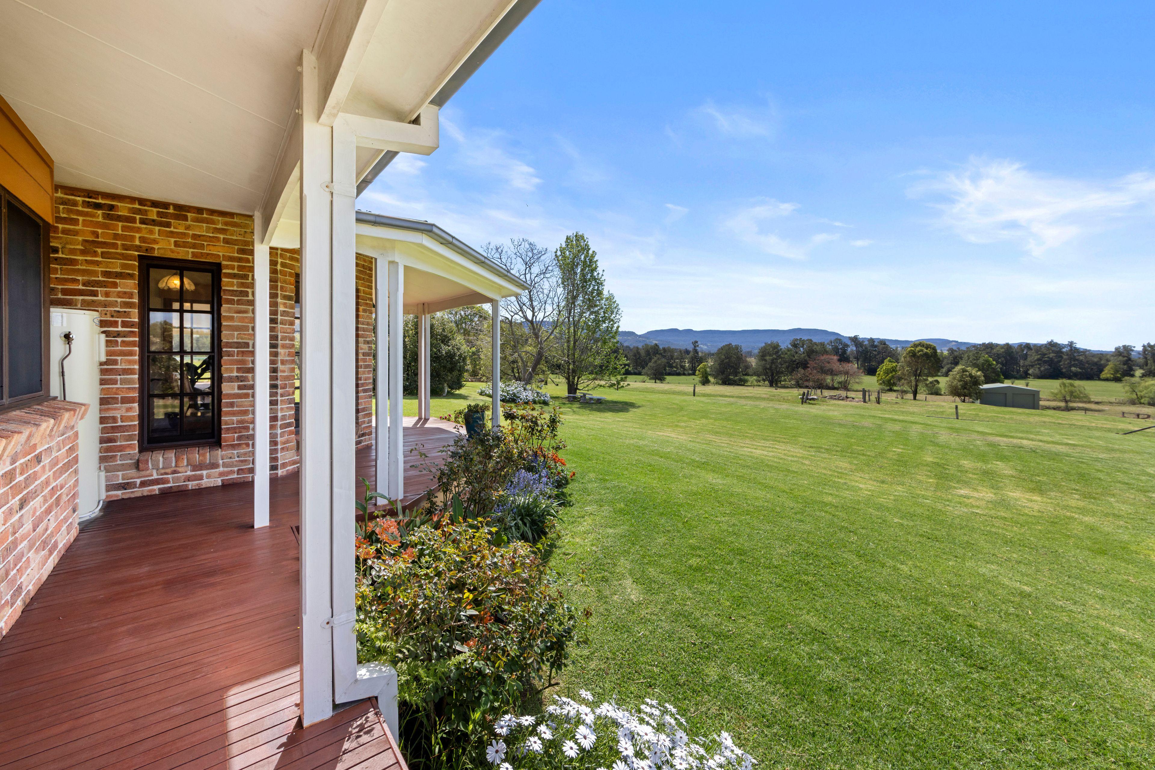 Country Comfort With Views