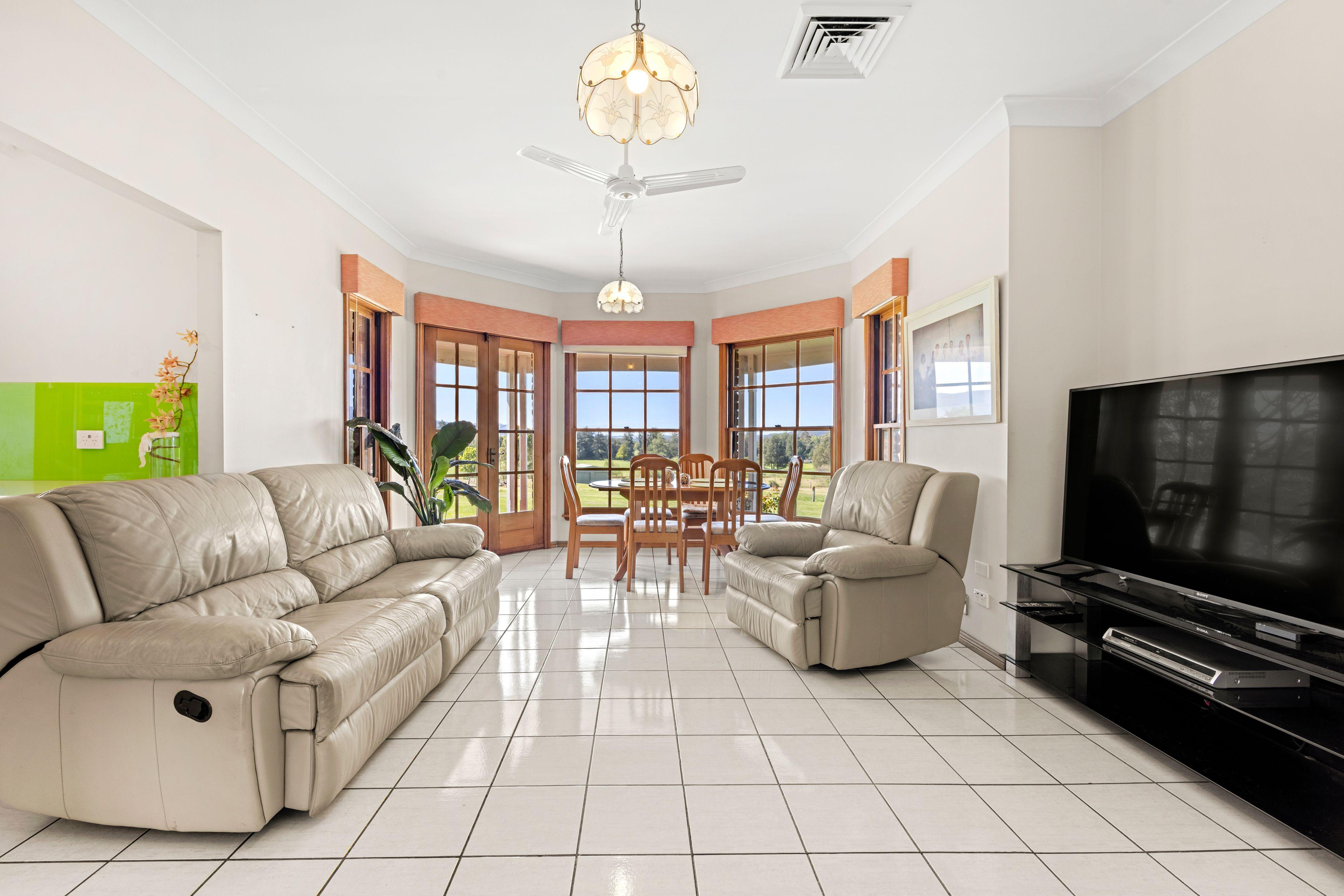 Country Comfort With Views