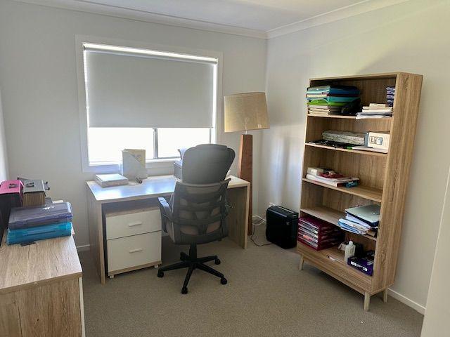 FOR LEASE. 11 CHISNALL STREET, COROWA