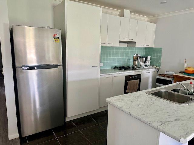 FOR LEASE. 11 CHISNALL STREET, COROWA